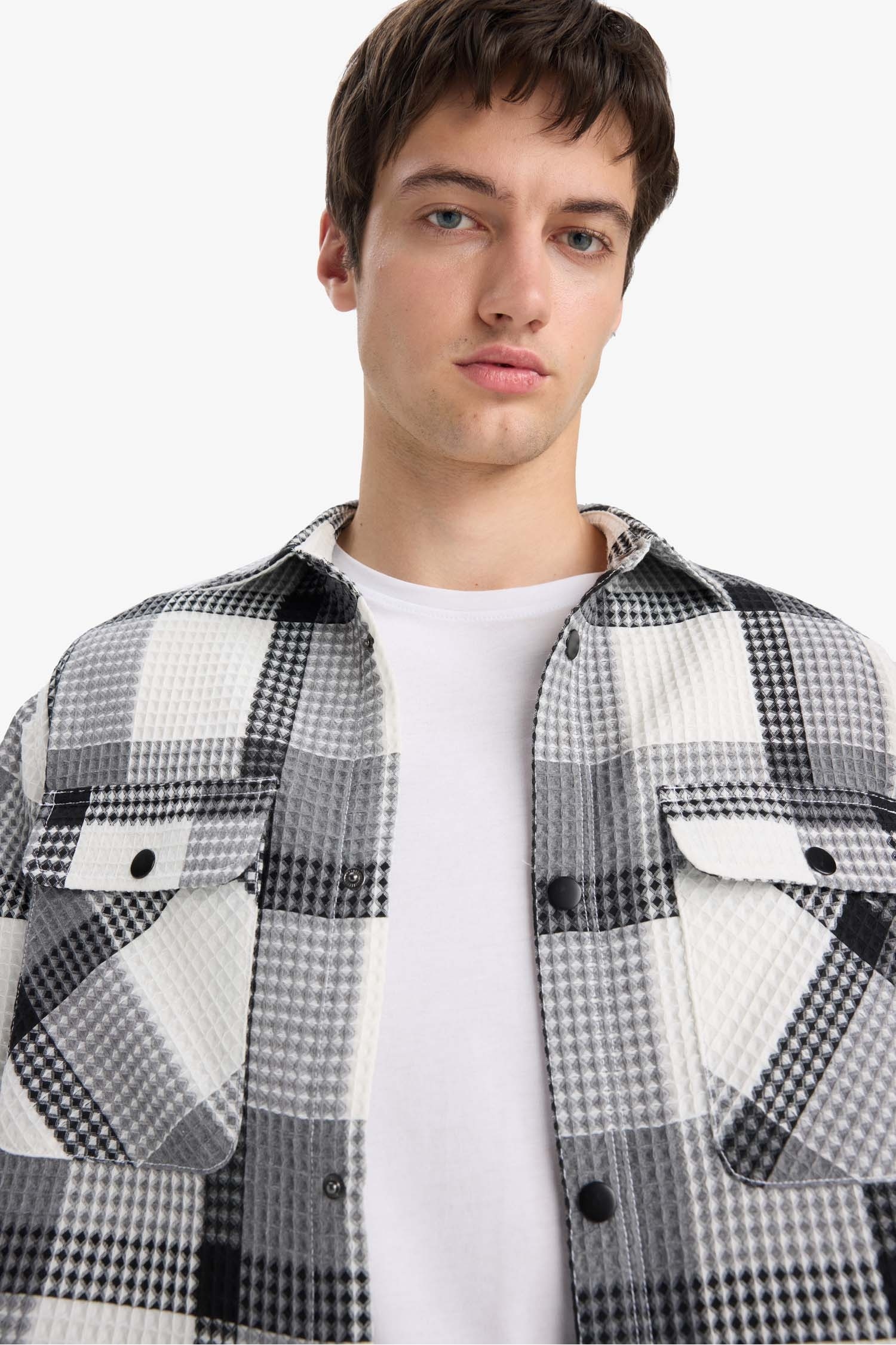 Рубашка свободного кроя с длинным рукавом