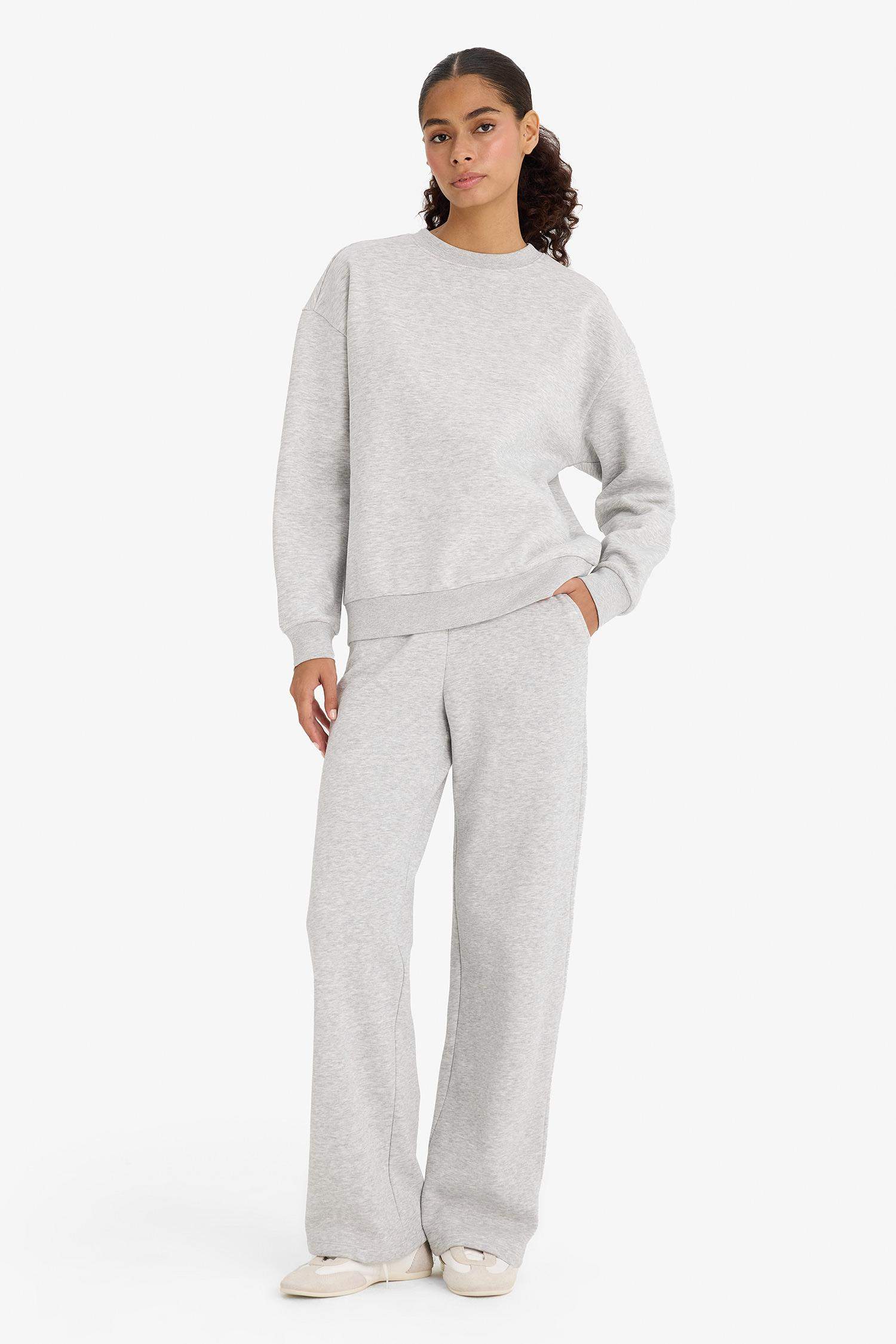 Толстые спортивные брюки Straight Fit Basic с карманами и из материала для свитшотов