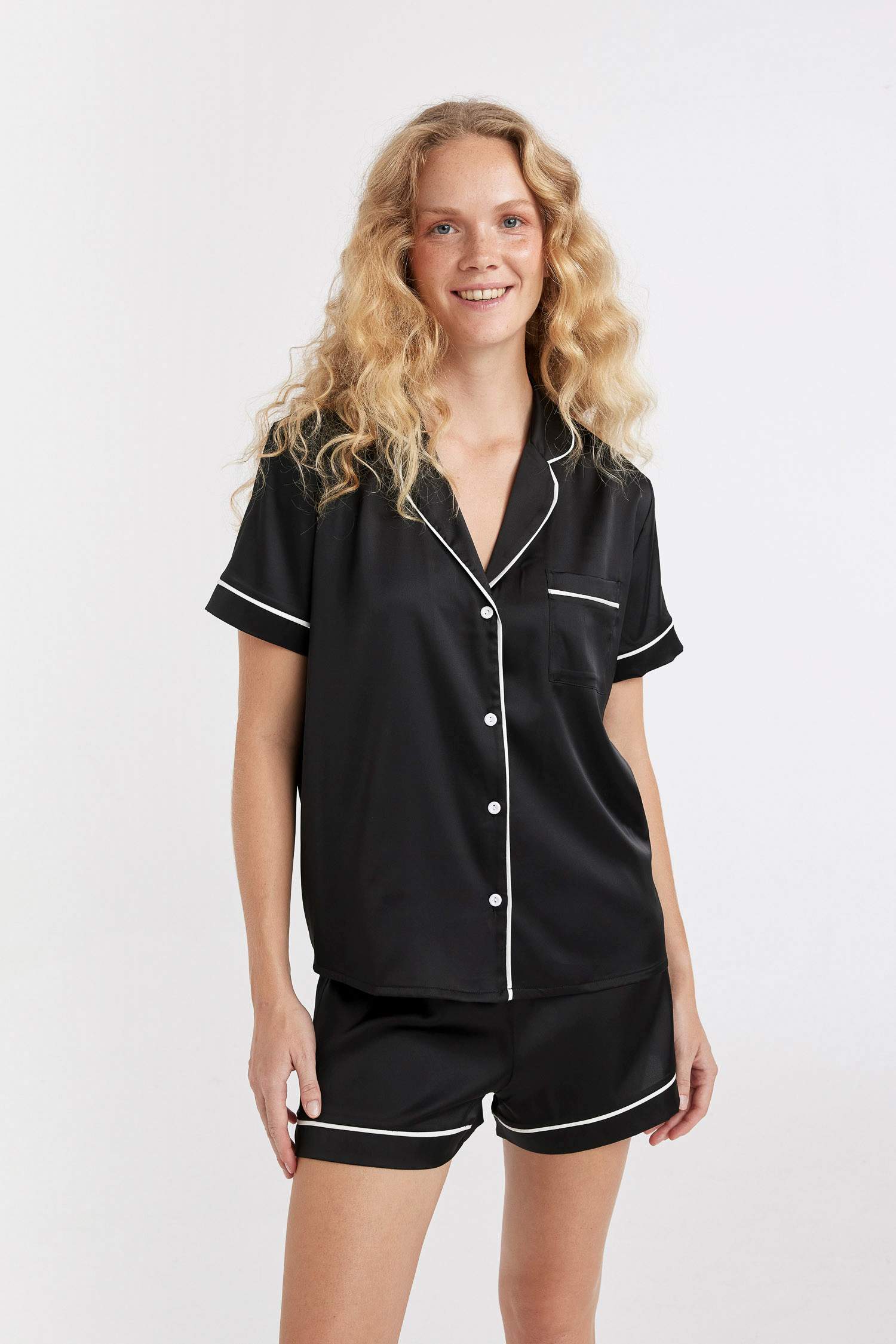 Regular Fit Short Sleeve 2 Piece Satin Set