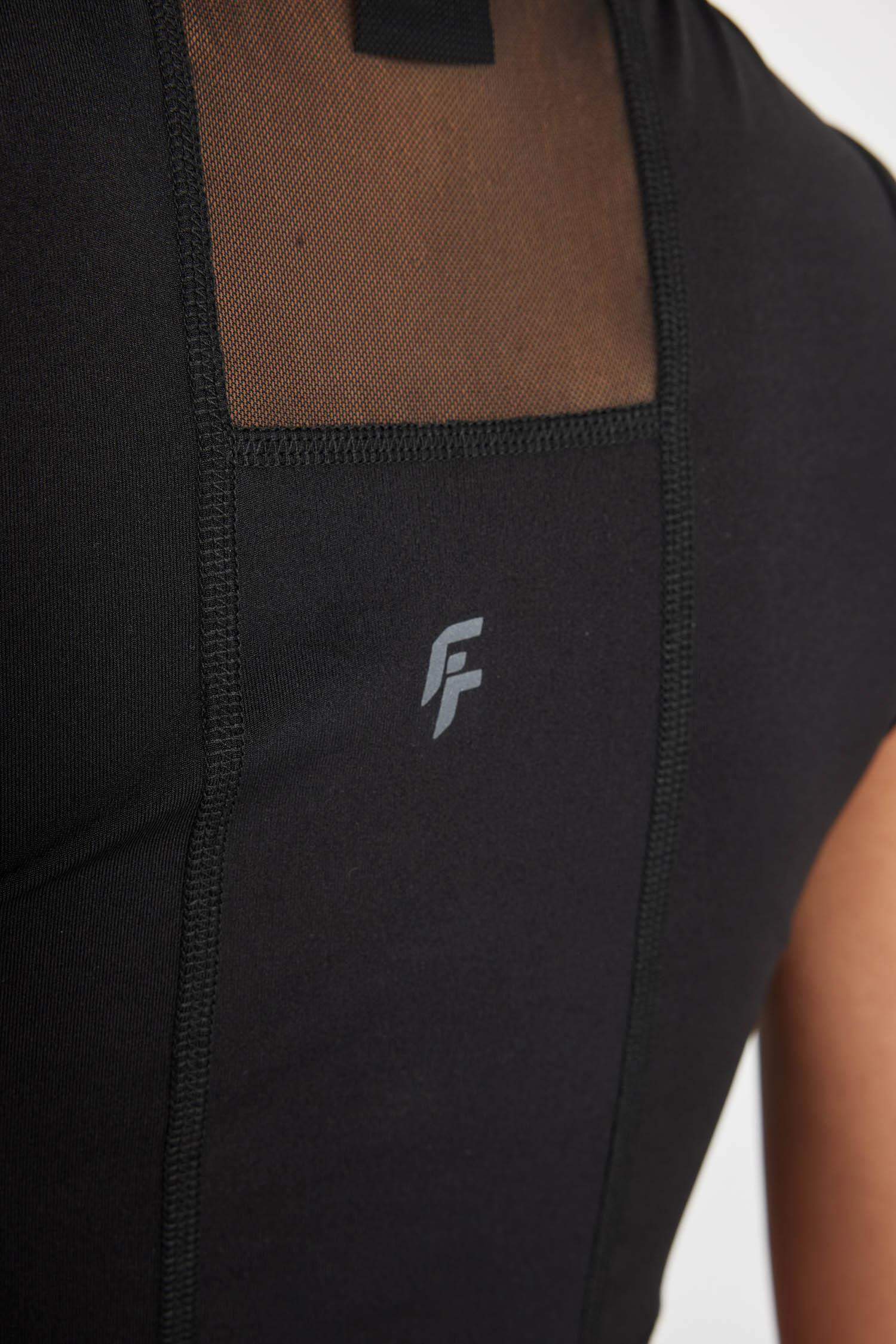 Débardeur de sport court à col rond