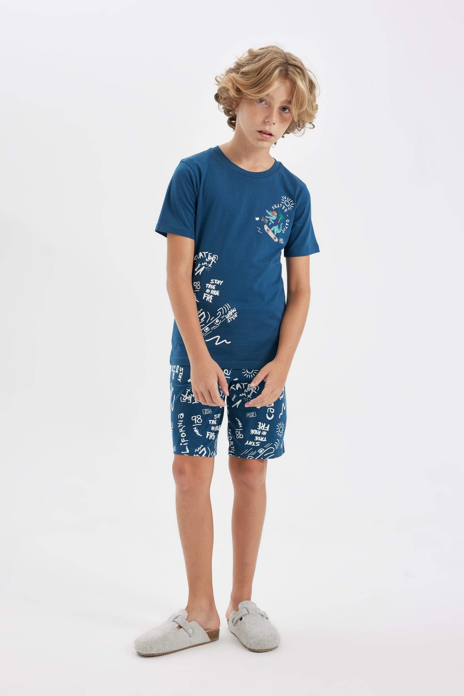 Erkek Çocuk Pijama Takımı Bisiklet Yaka Baskılı Kısa Kollu Şort