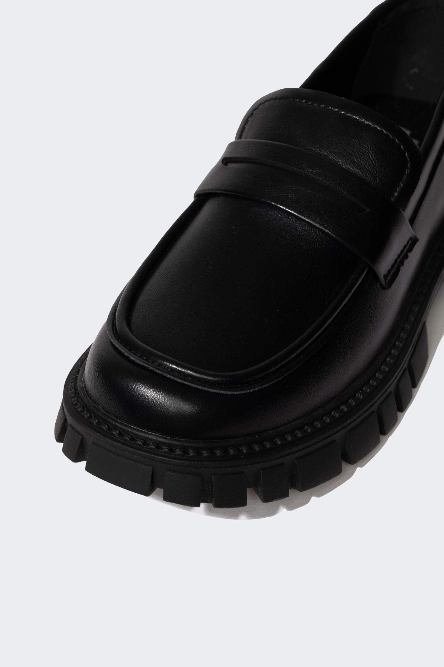 Girl High Sole Slip On Faux Leather Flat Shoes