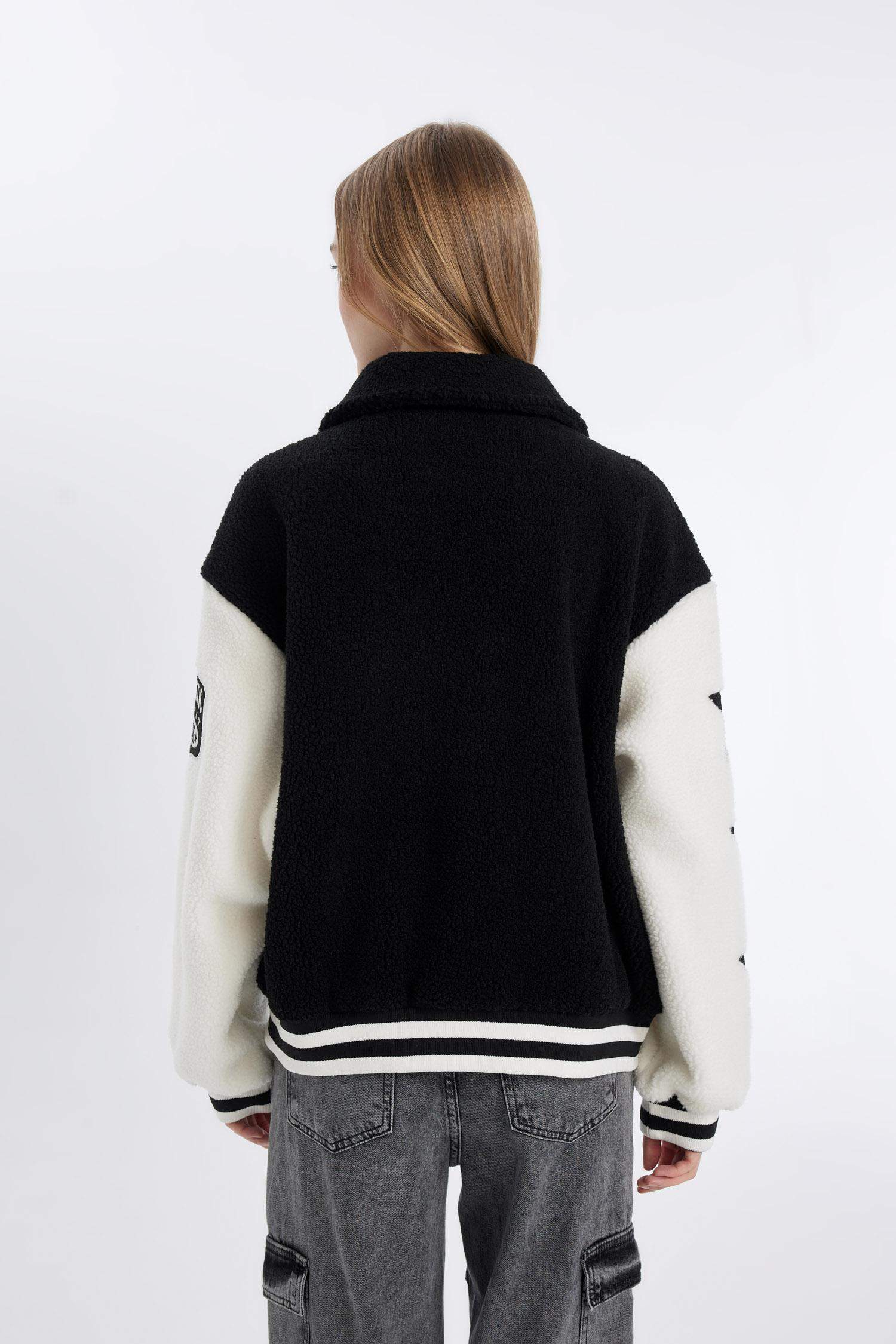 Coool Oversize Geniş Kalıp Pelüş Bomber Mont Ceket Polo Yaka Nakışlı Çıtçıtlı Cepli