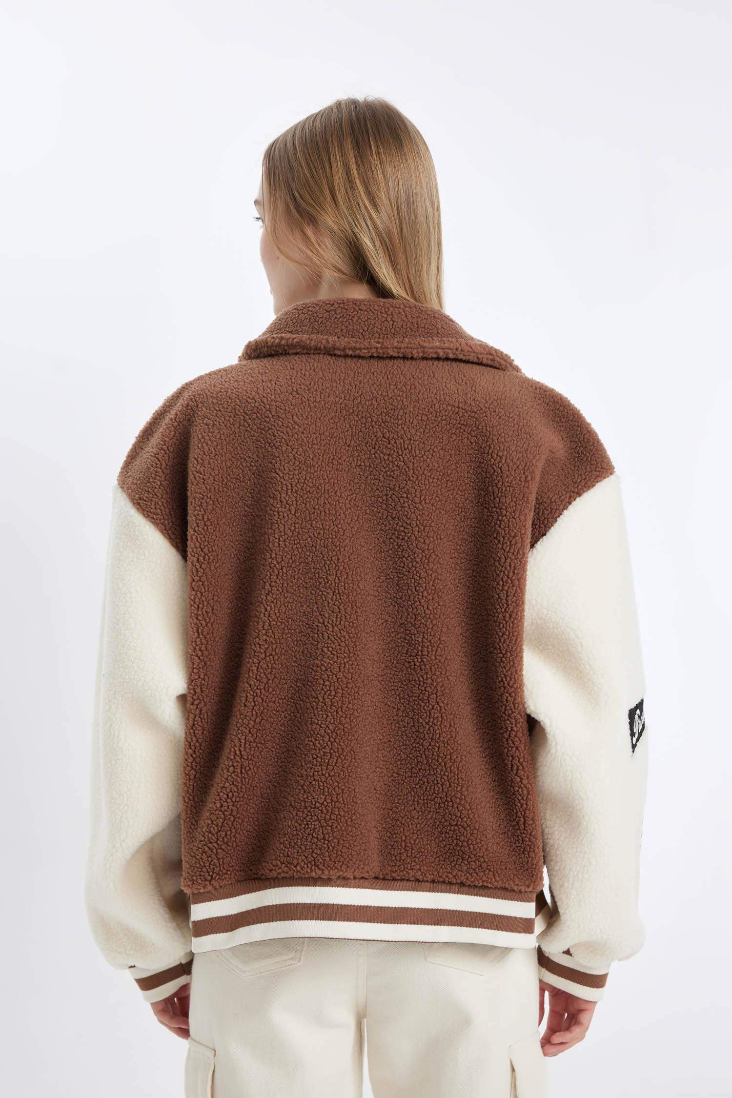 Oversize Geniş Kalıp Pelüş Bomber Mont Ceket Polo Yaka Nakışlı Çıtçıtlı Cepli