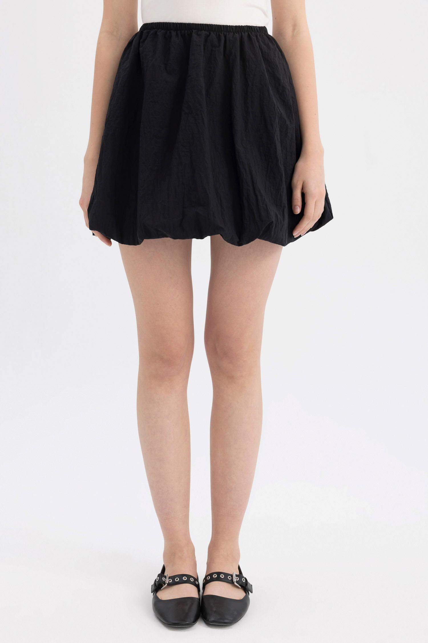 Balloon Fit Taffeta Mini Skirt