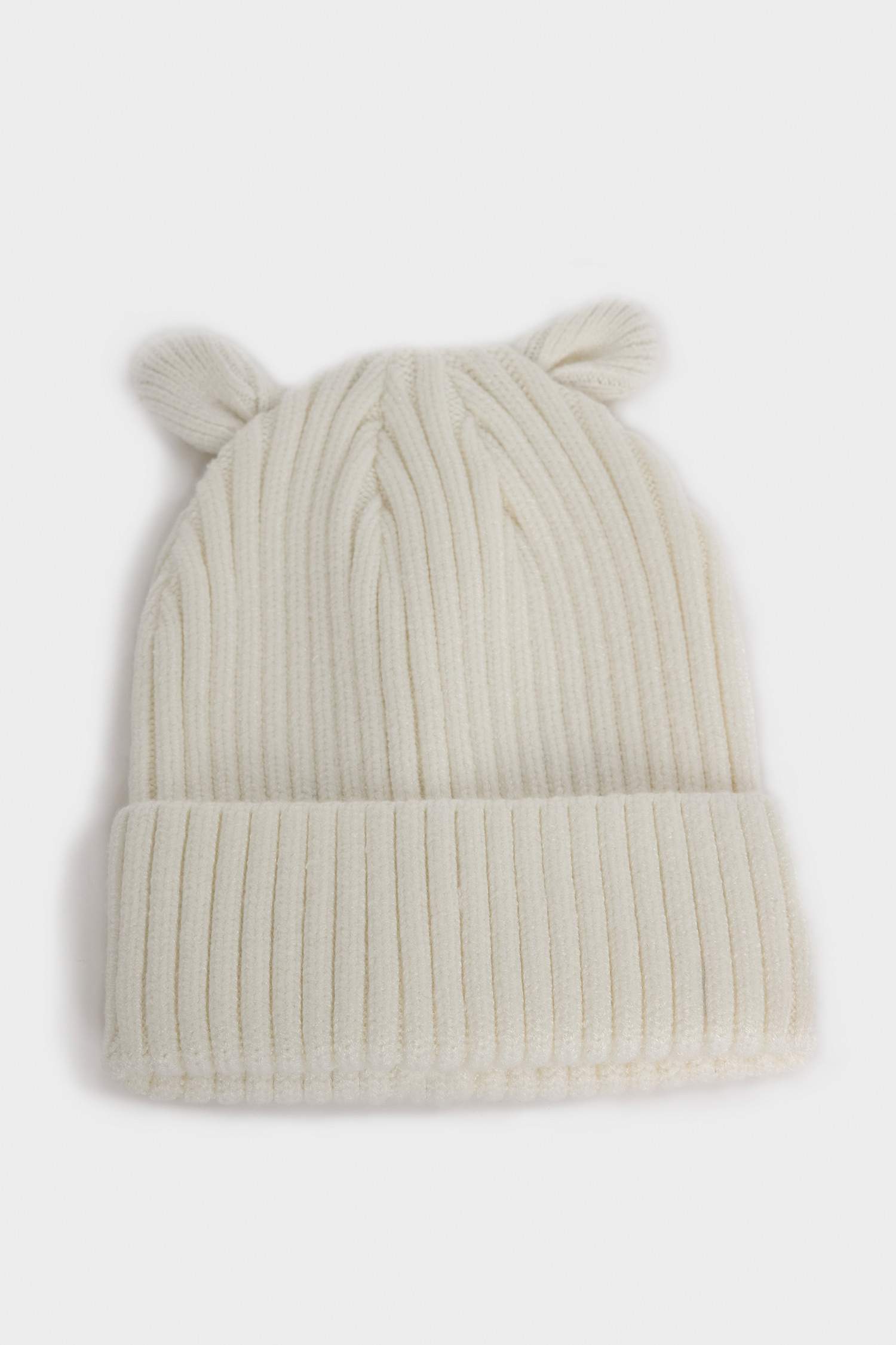 قبعة بيريه تريكو