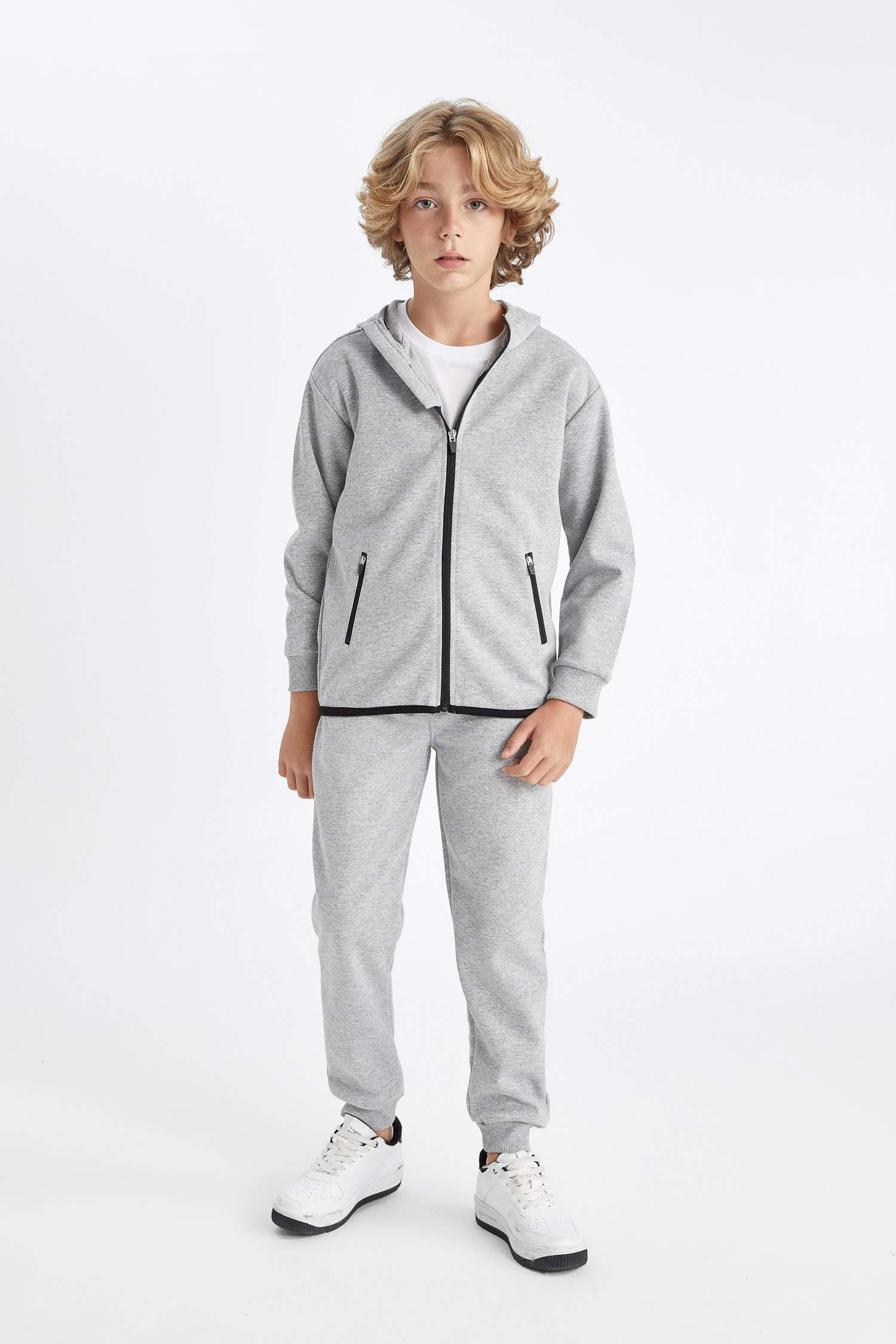 Свитшот базовый с капюшоном на молнии для мальчиков, Школьная коллекция