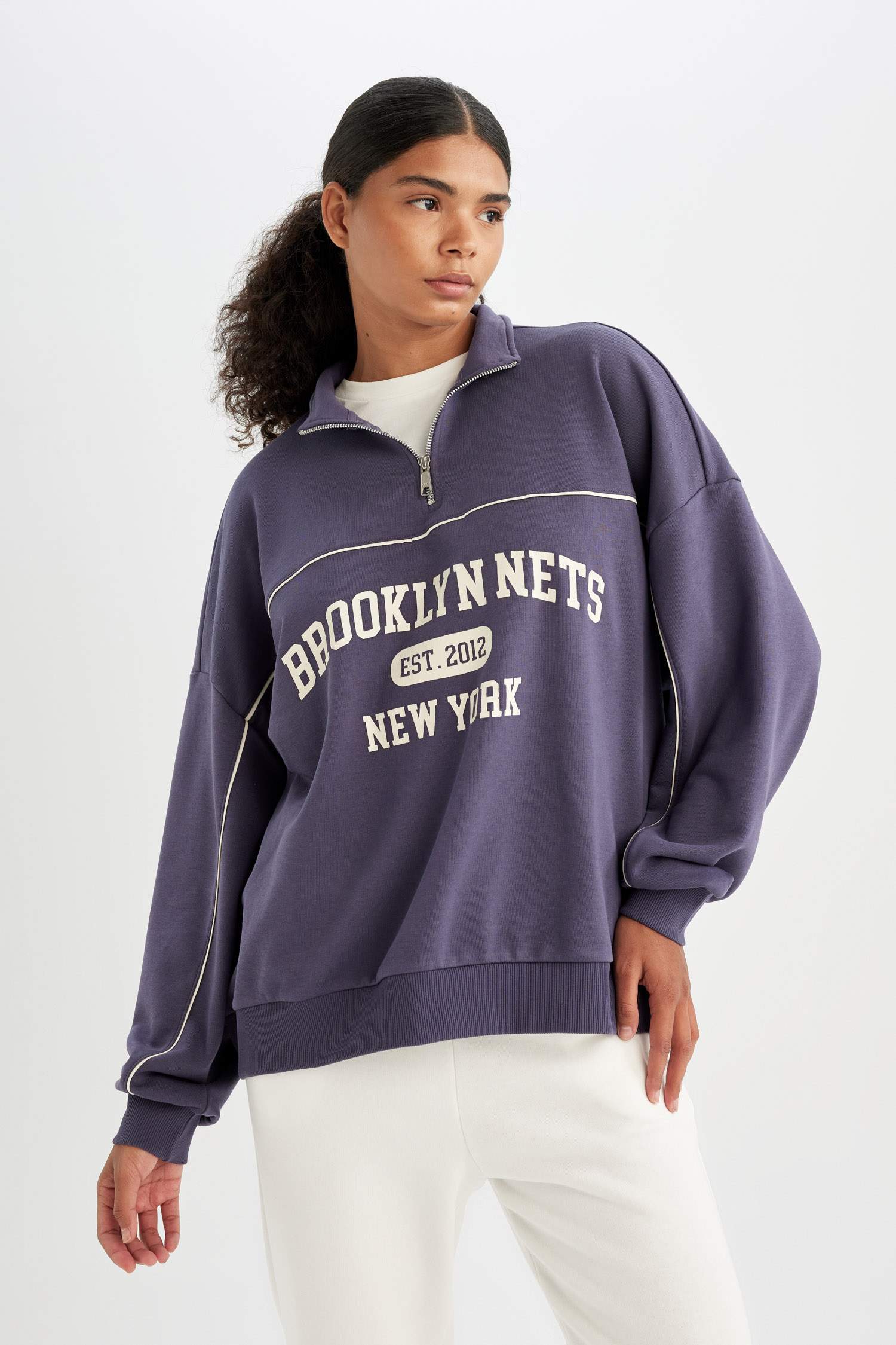 NBA Brooklyn Nets Oversize Geniş Kalıp Yarım Fermuarlı Dik Yaka Sweatshirt