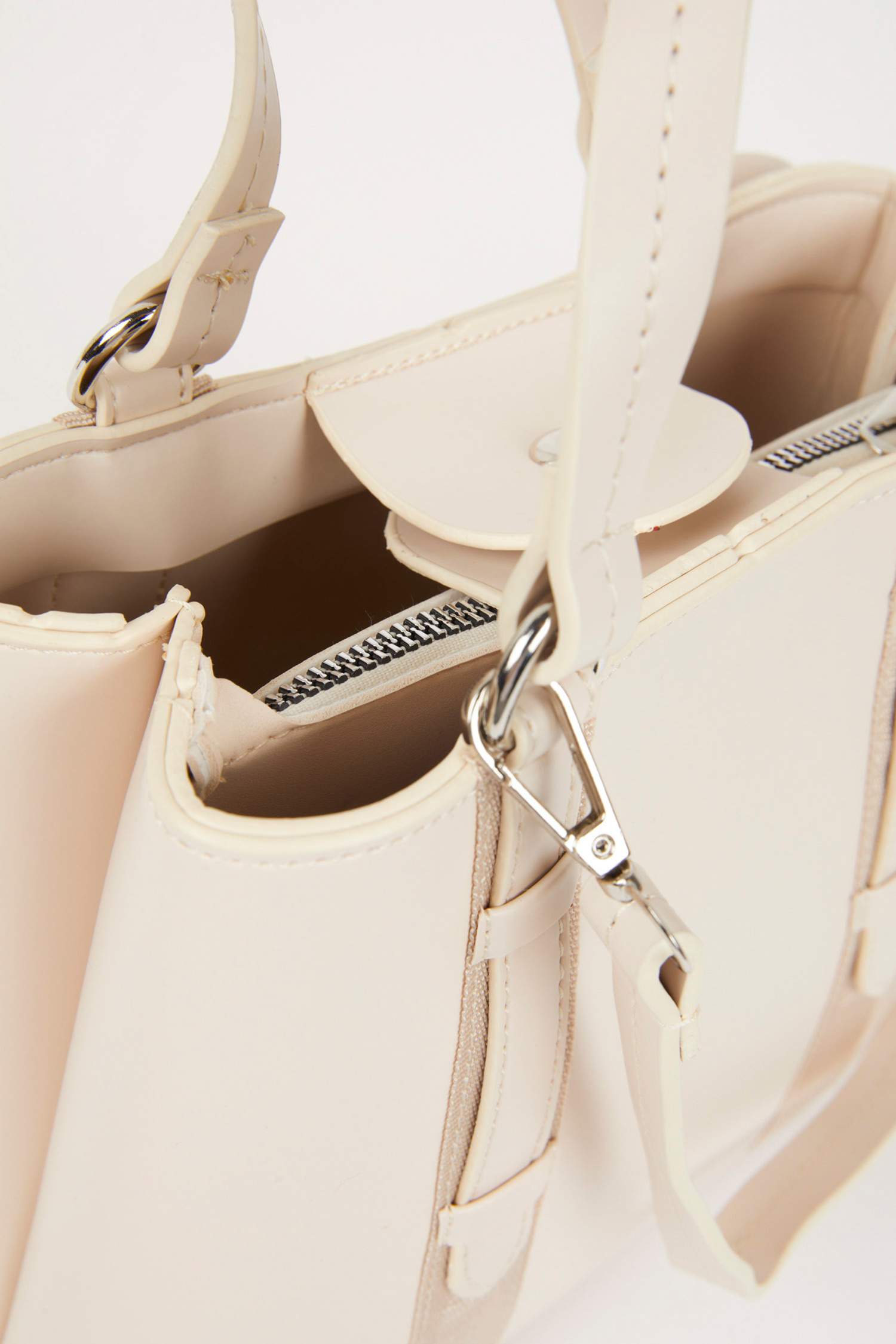 Женская сумка из искусственной кожи