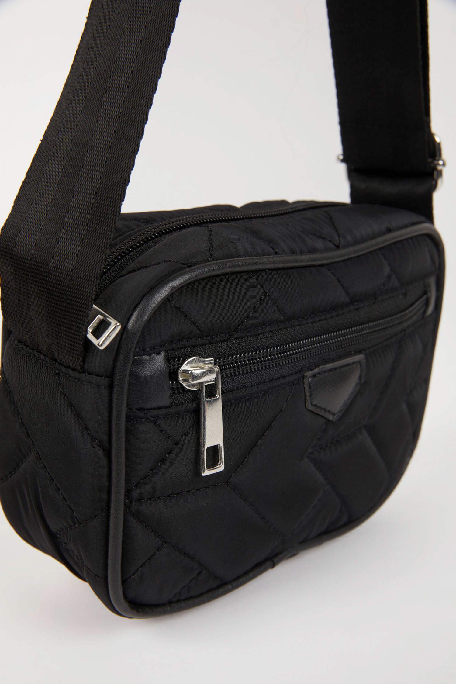 Kadın Çapraz Çanta