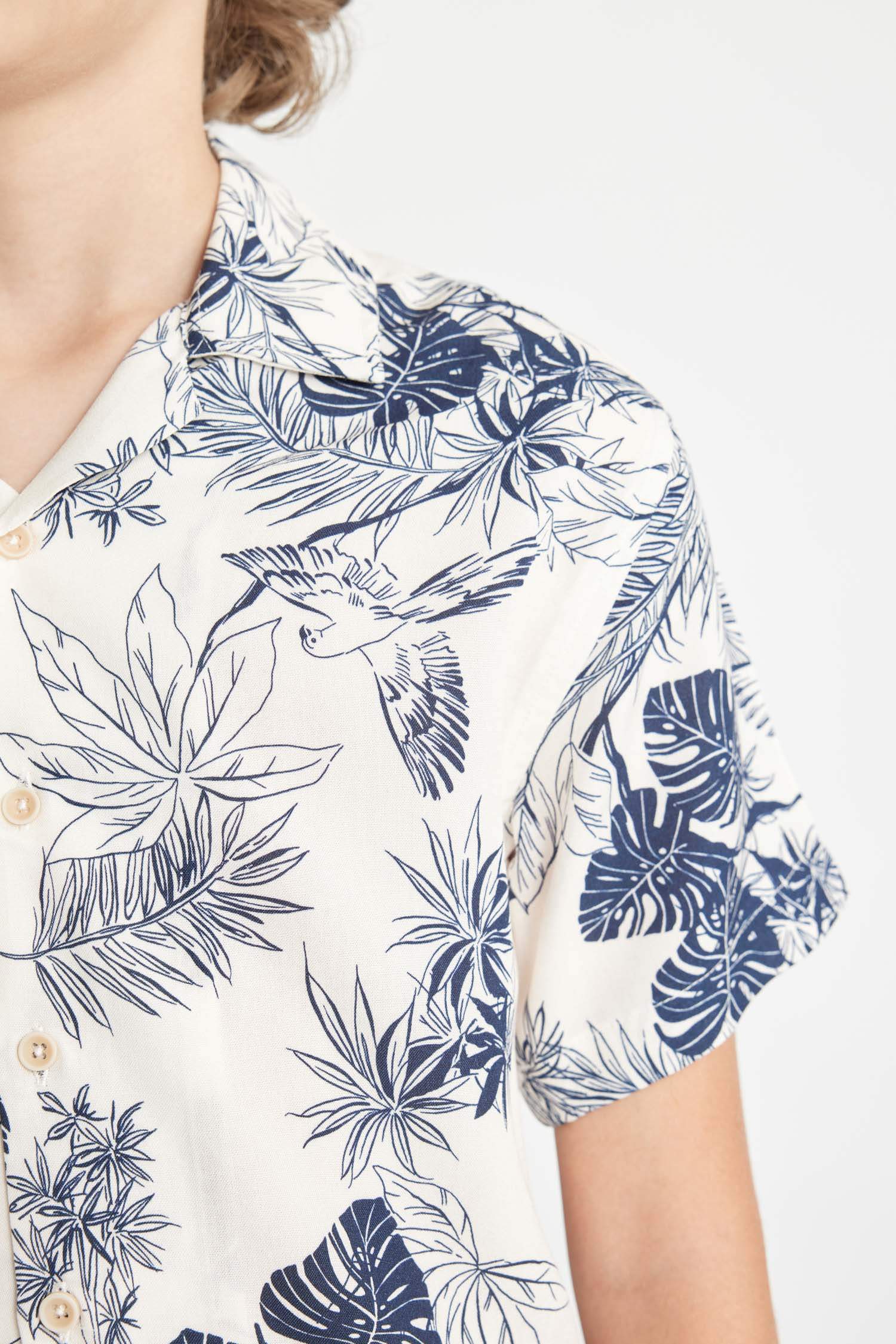 قميص بولو ولادي نص ردن فيسكوز قصة عادية