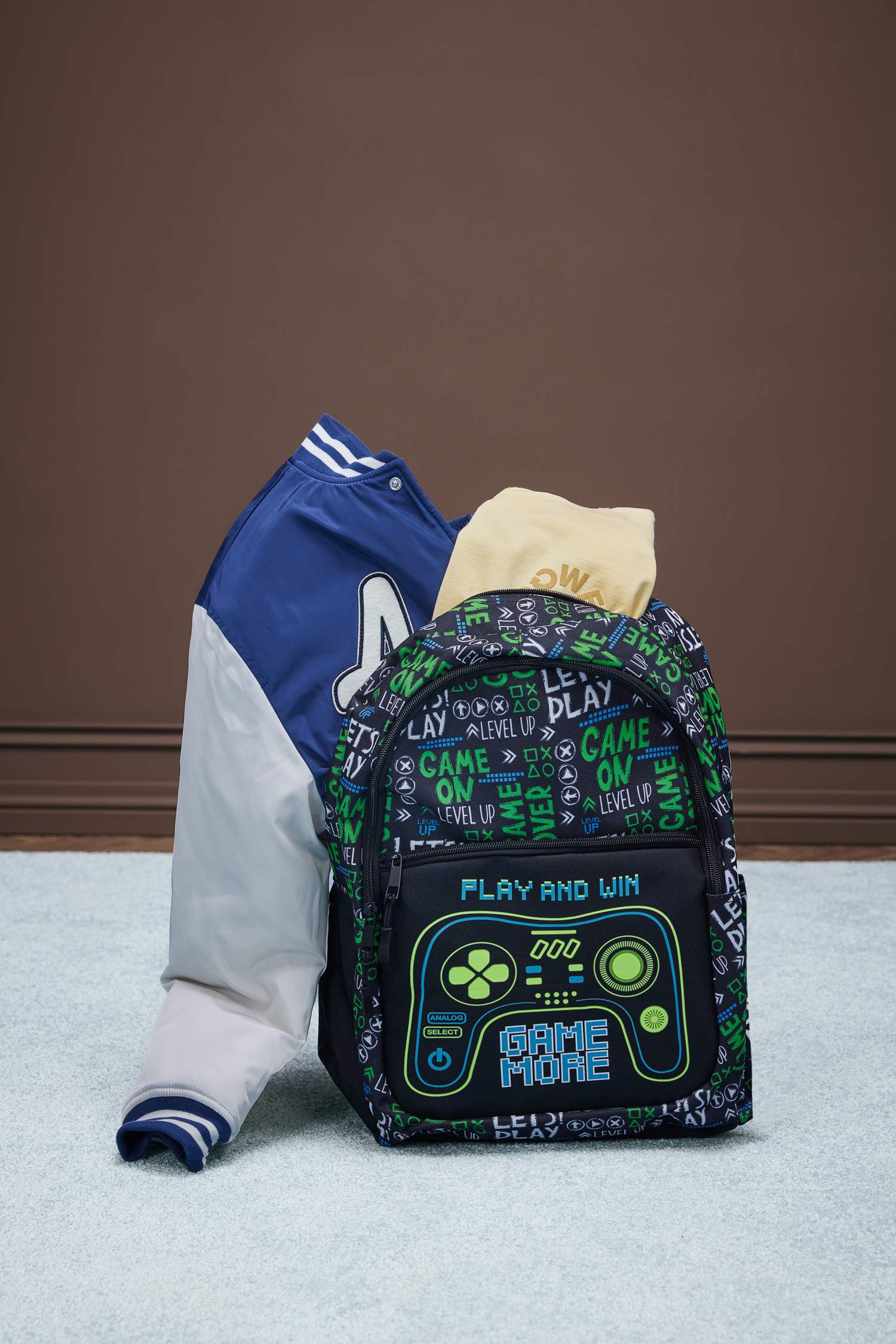 Erkek Çocuk Oyun Desenli Okul Çantası