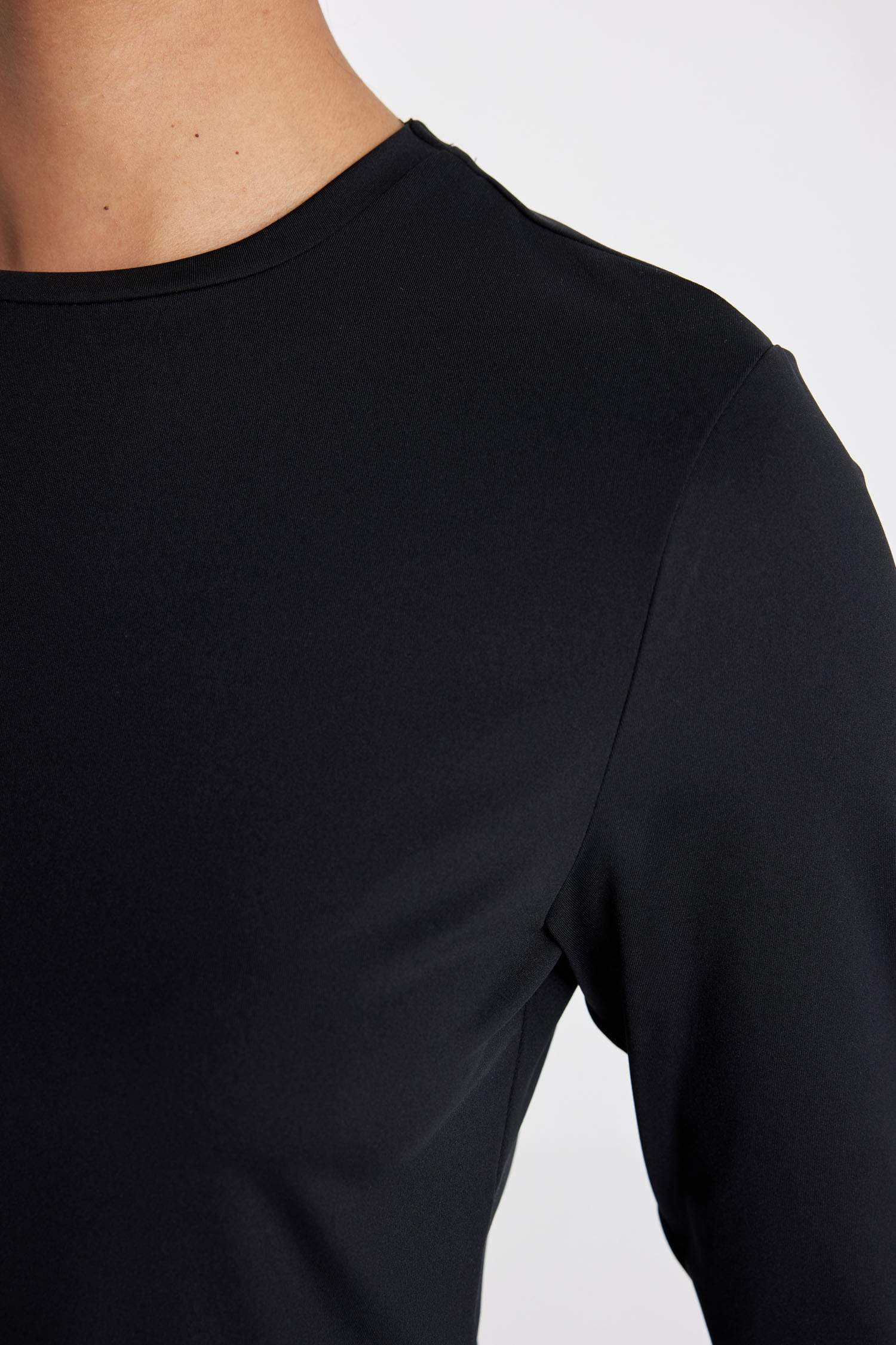 DeFactoFit Slim Fit Crew Neck Printed T-Shirt