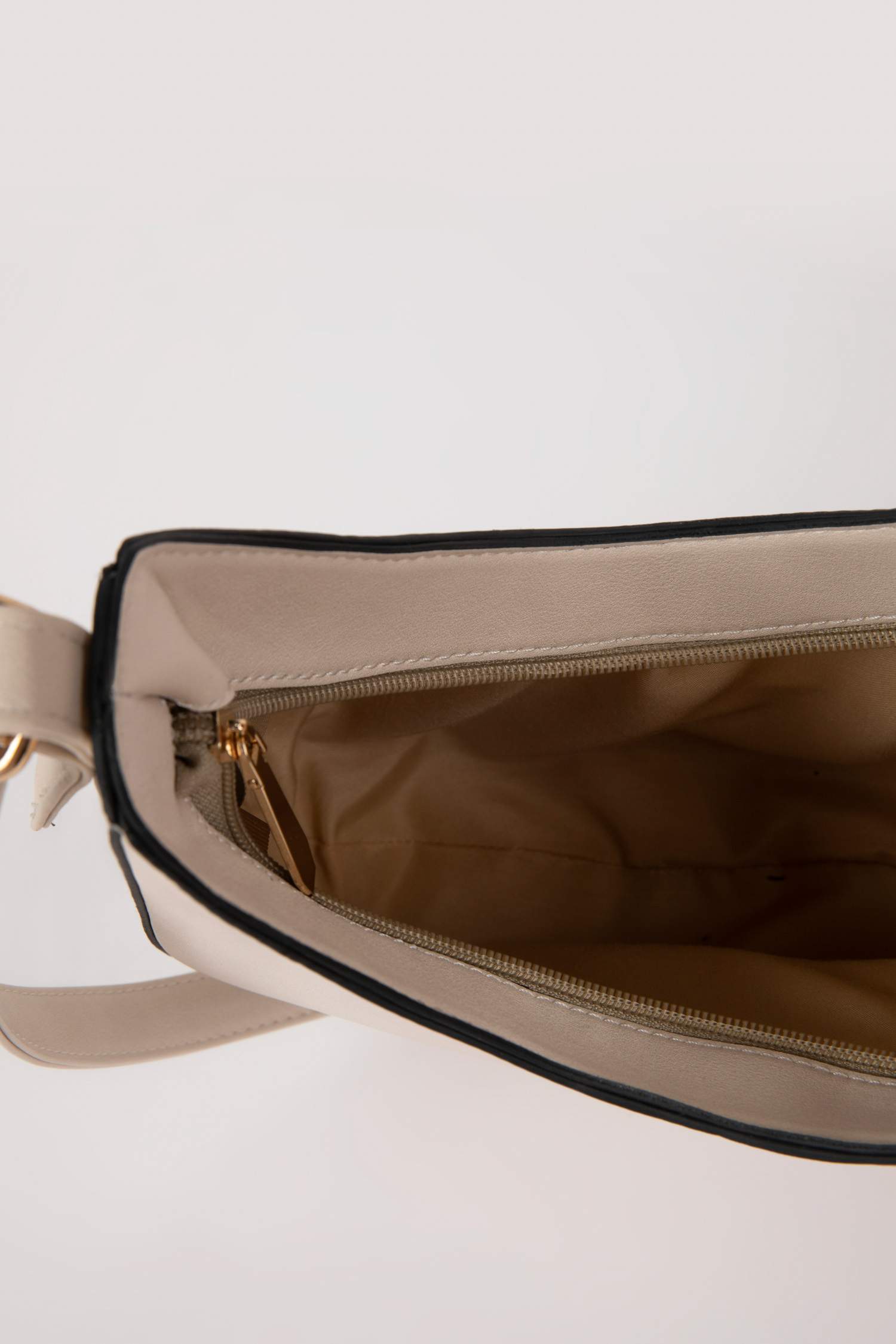 Woman Faux Leather Shoulder Bag