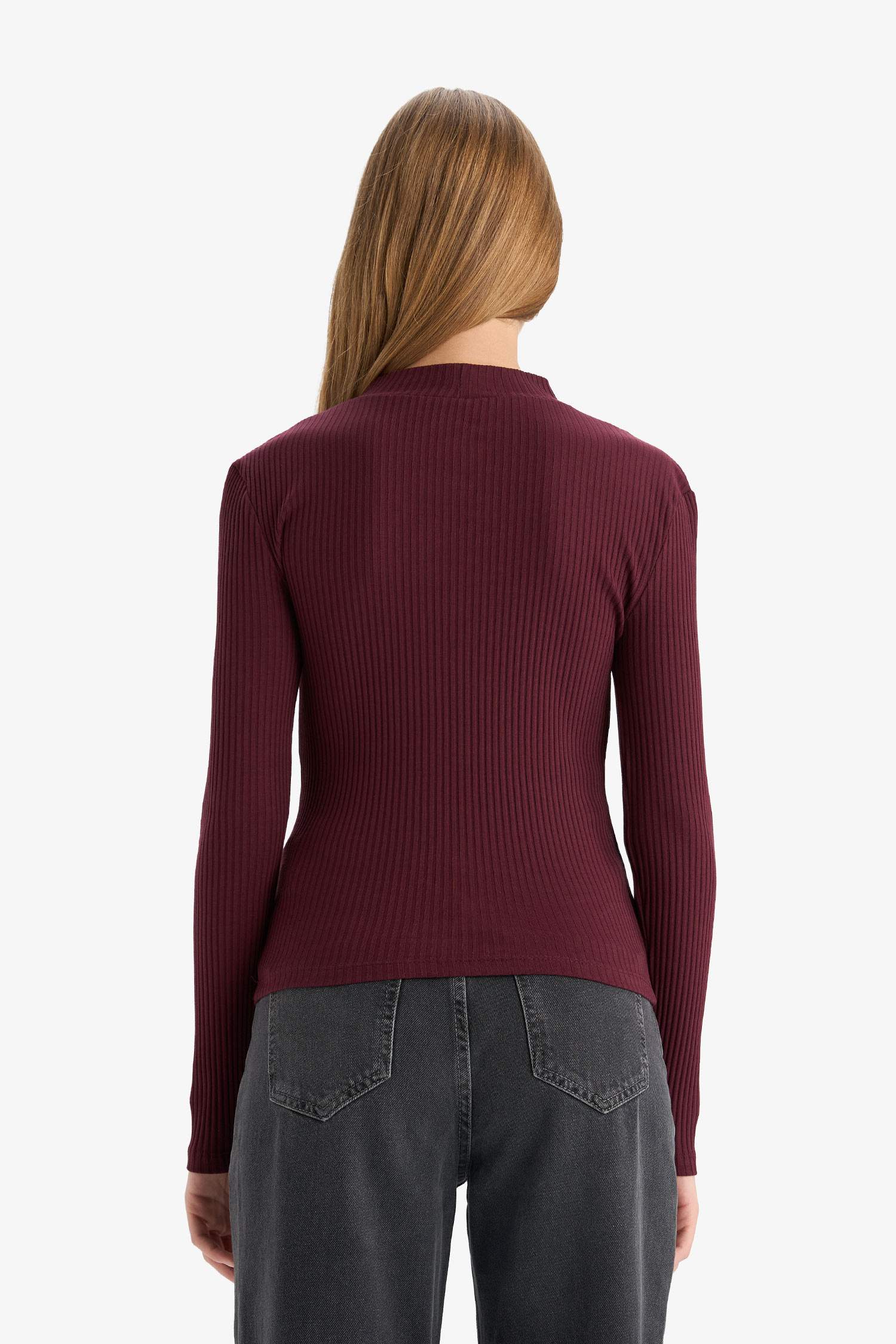 تيشيرت كم طويل عادي برقبة مستديرة  سليم فيت