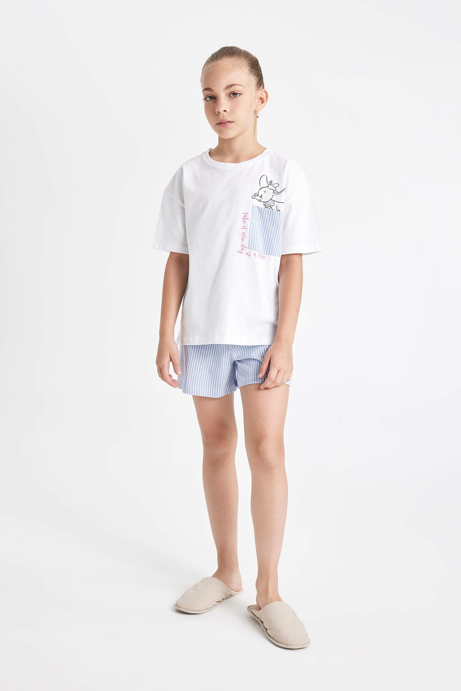 طقم بيجاما بناتي أبيض قصة عادية من Dumbo - قطعتين