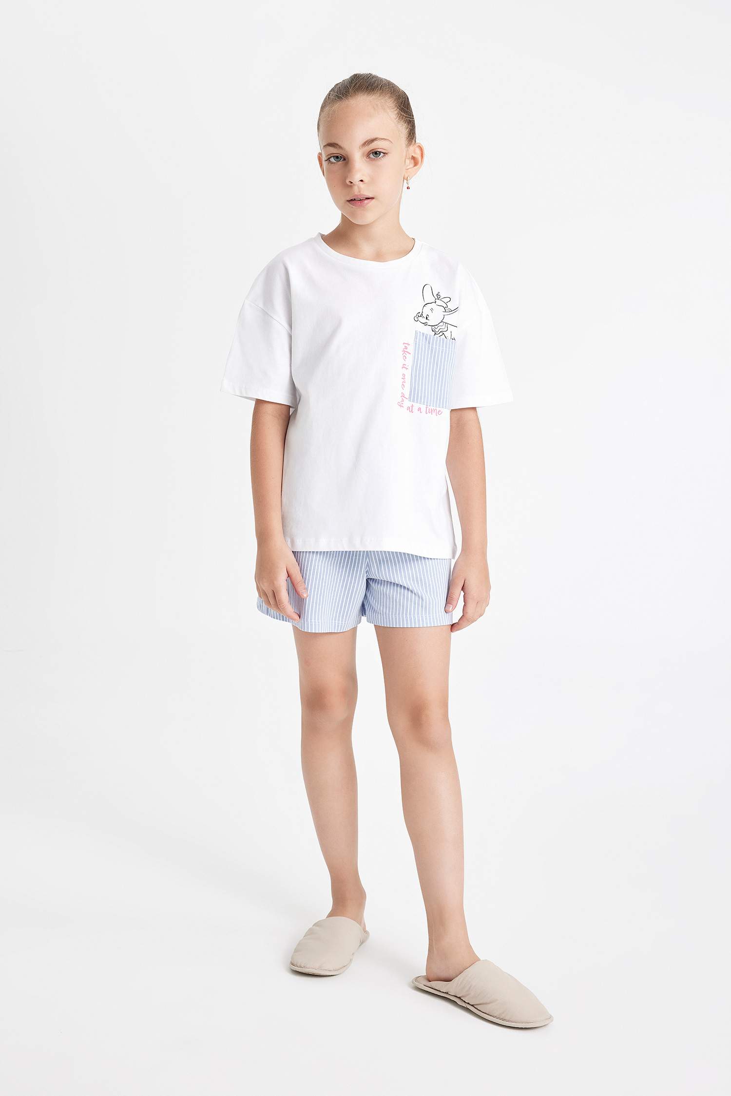 طقم بيجاما بناتي أبيض قصة عادية من Dumbo - قطعتين