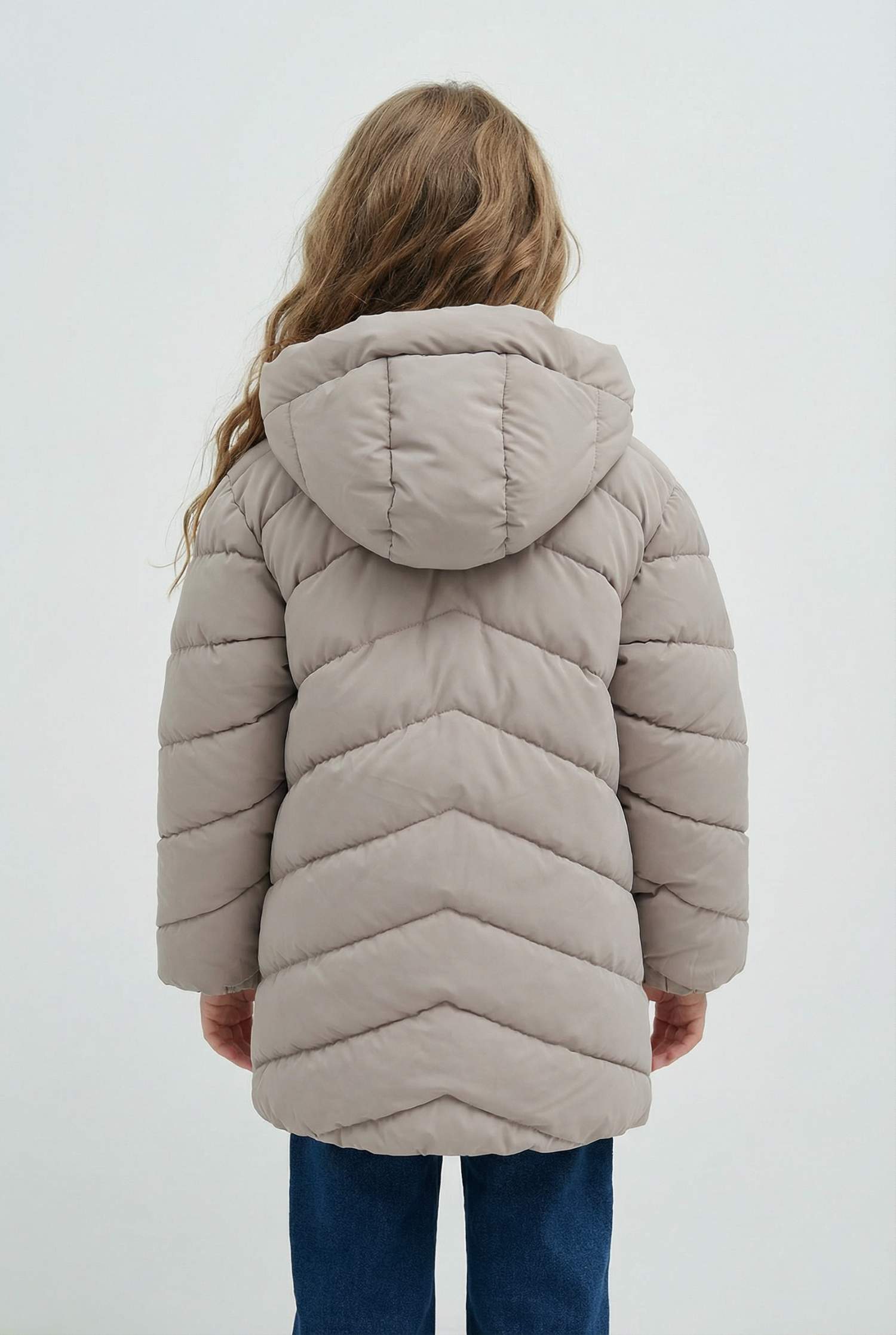 بالطو طارد للماء بغطاء للرأس