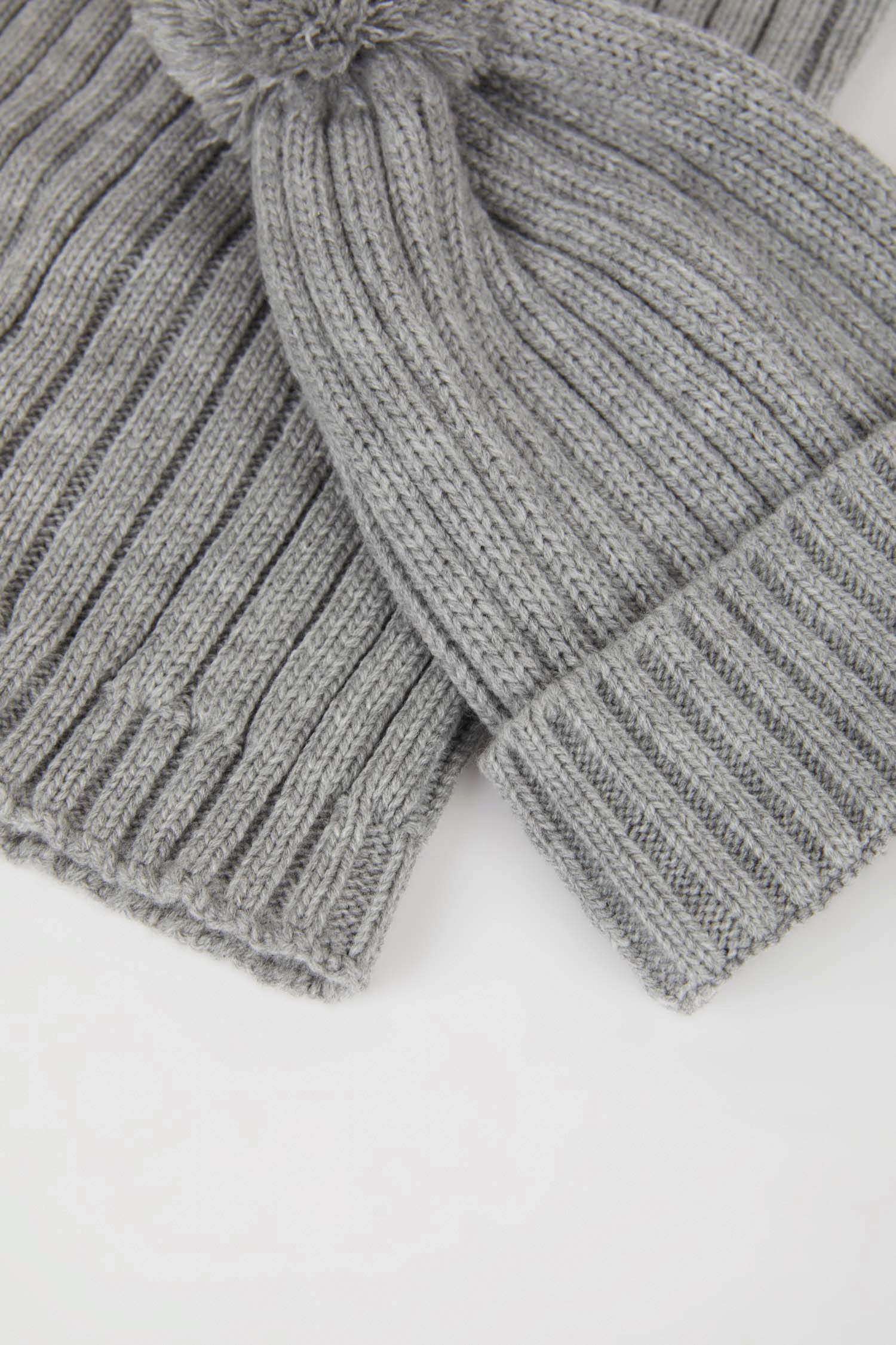 سيت ولادي سكارف وكلاو صوف - قطعتين