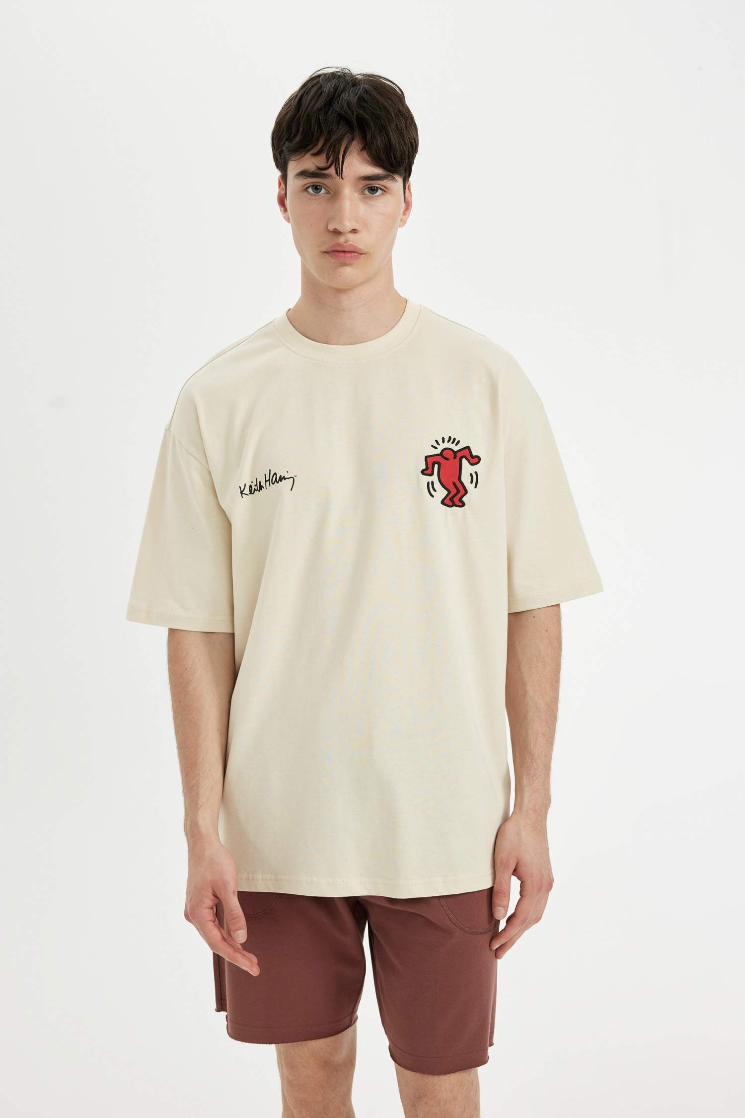 Oversize Fit Keith Haring Licensed Crew Neck Short Sleeve T-Shirt