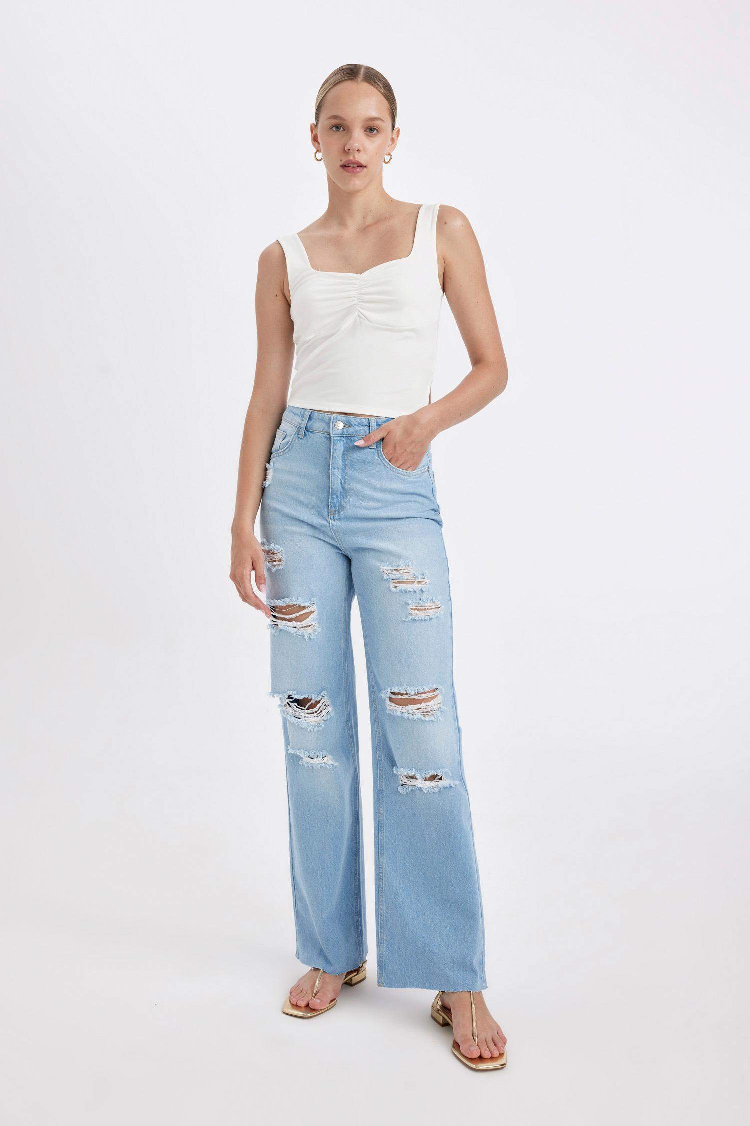 90's Wide Leg High Waist Ripped Detailed Washed Jeans