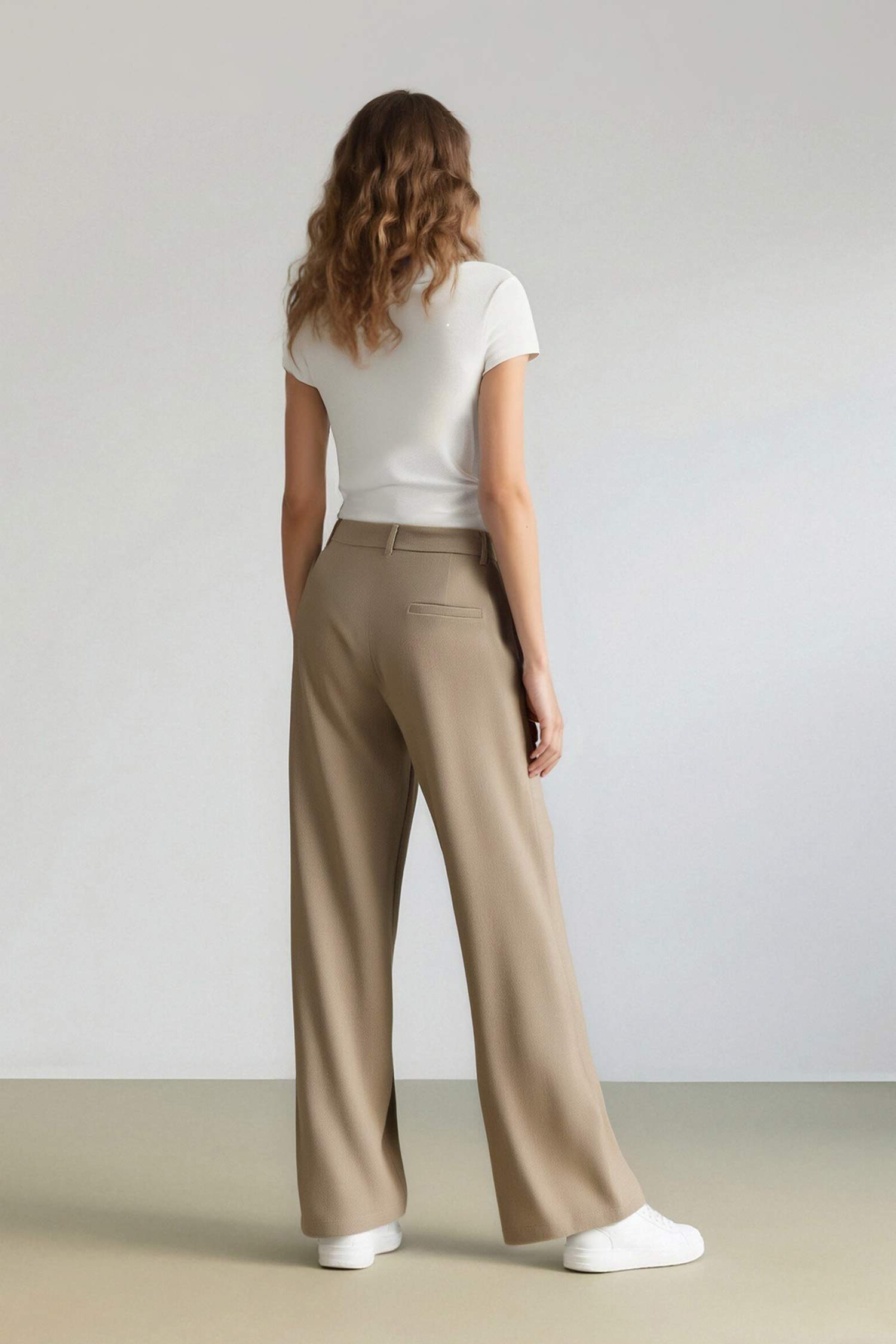 بنطرون قصة مستقيمة وايد ليج برجل واسع وخصر عالي بجيب