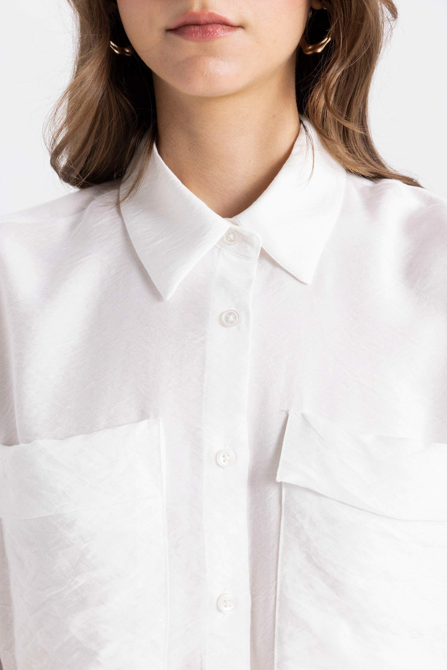 تونيك ابيض كم طويل قصة مريحة