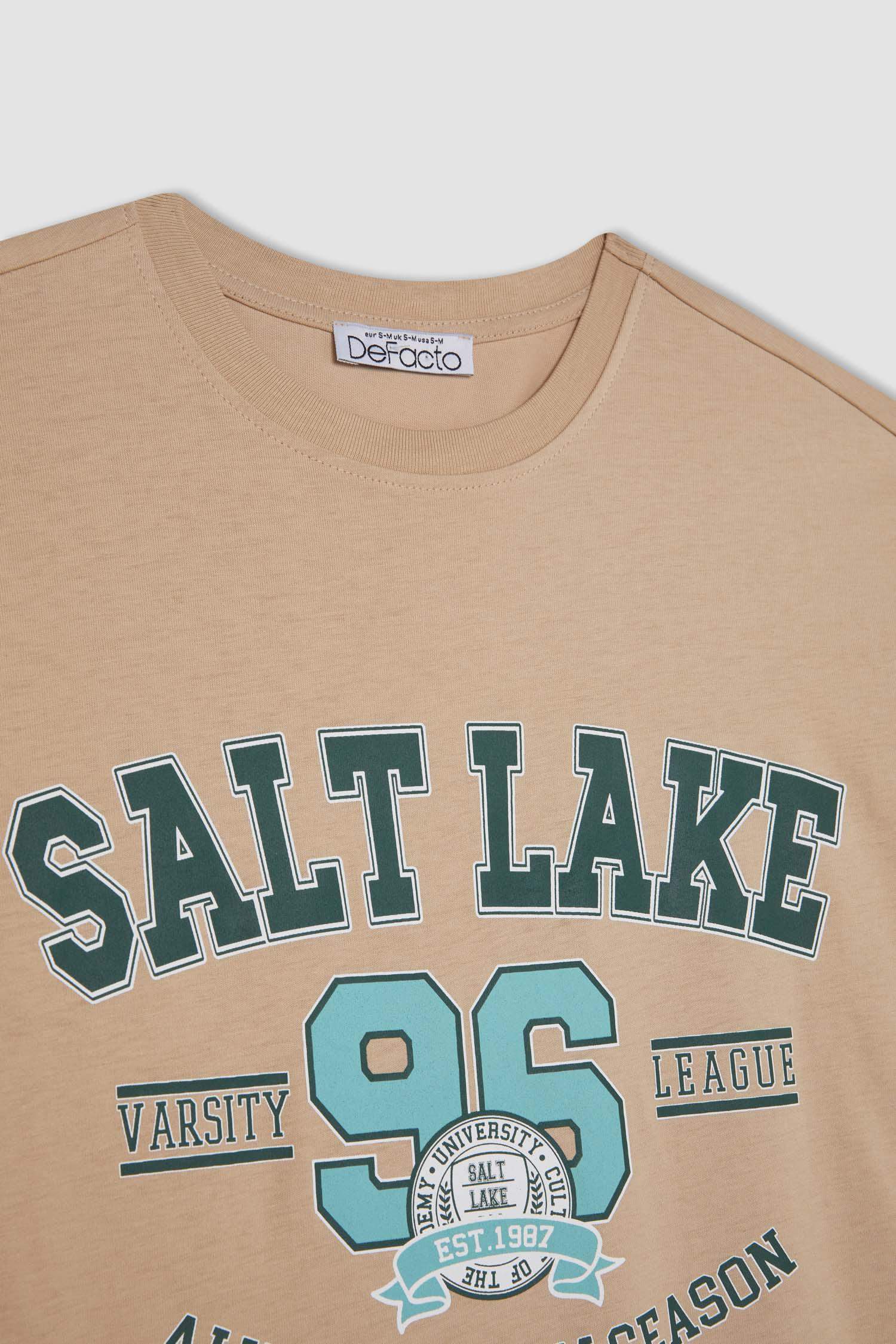 فستان ميدي مطبوع ممشط بياخة مستديرة