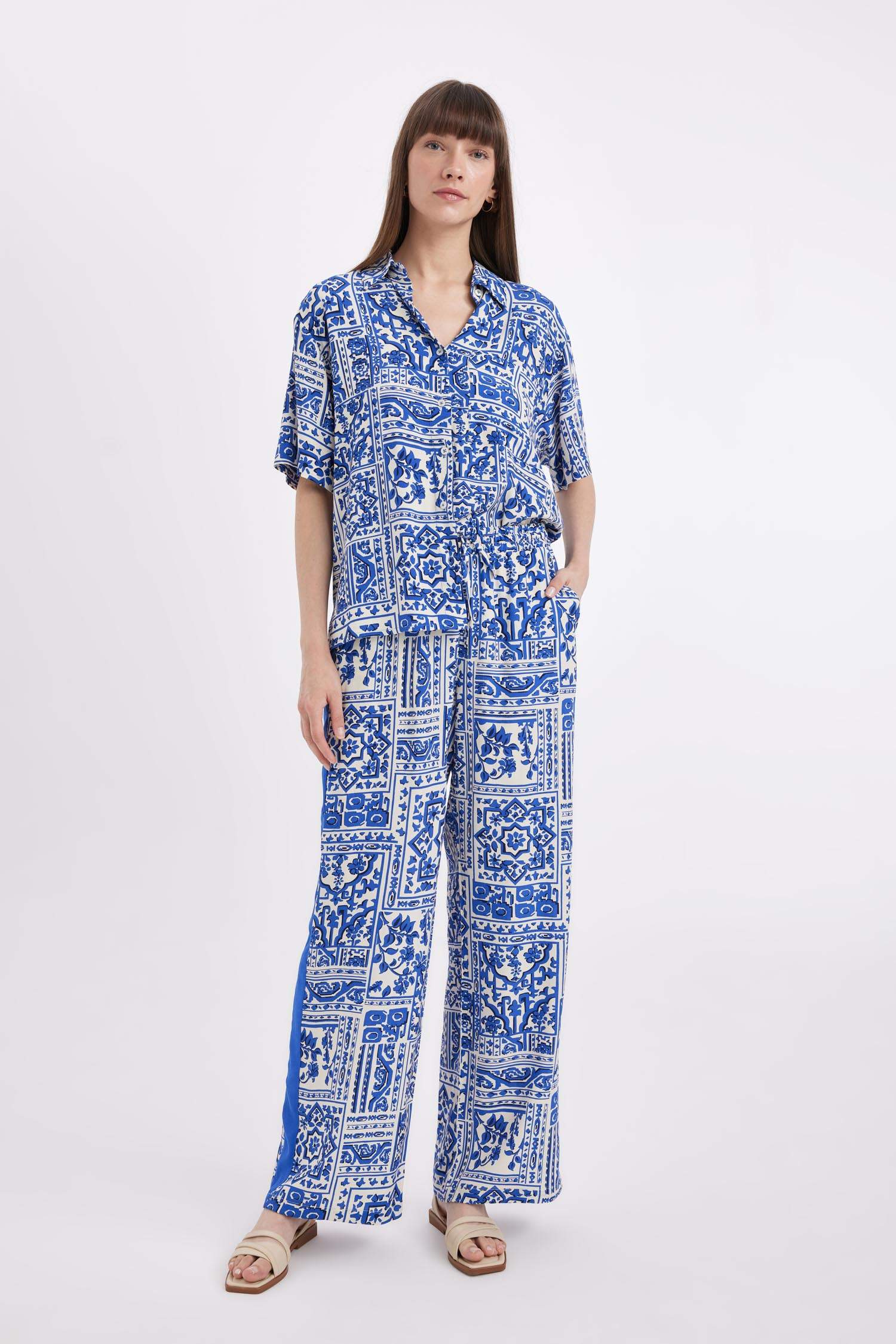 Oversize Geniş Kalıp Desenli Kısa Kollu Gömlek