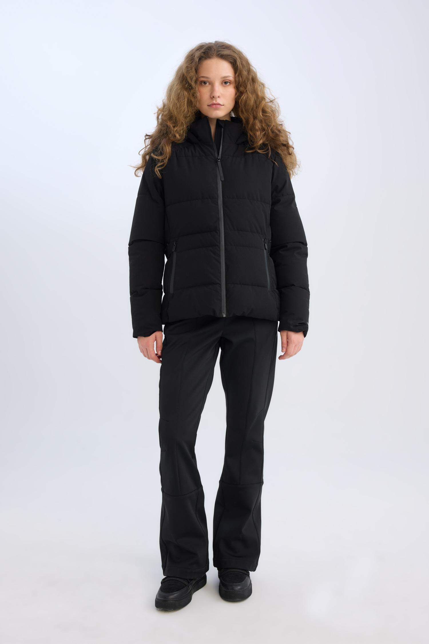 бас киімді Пальто