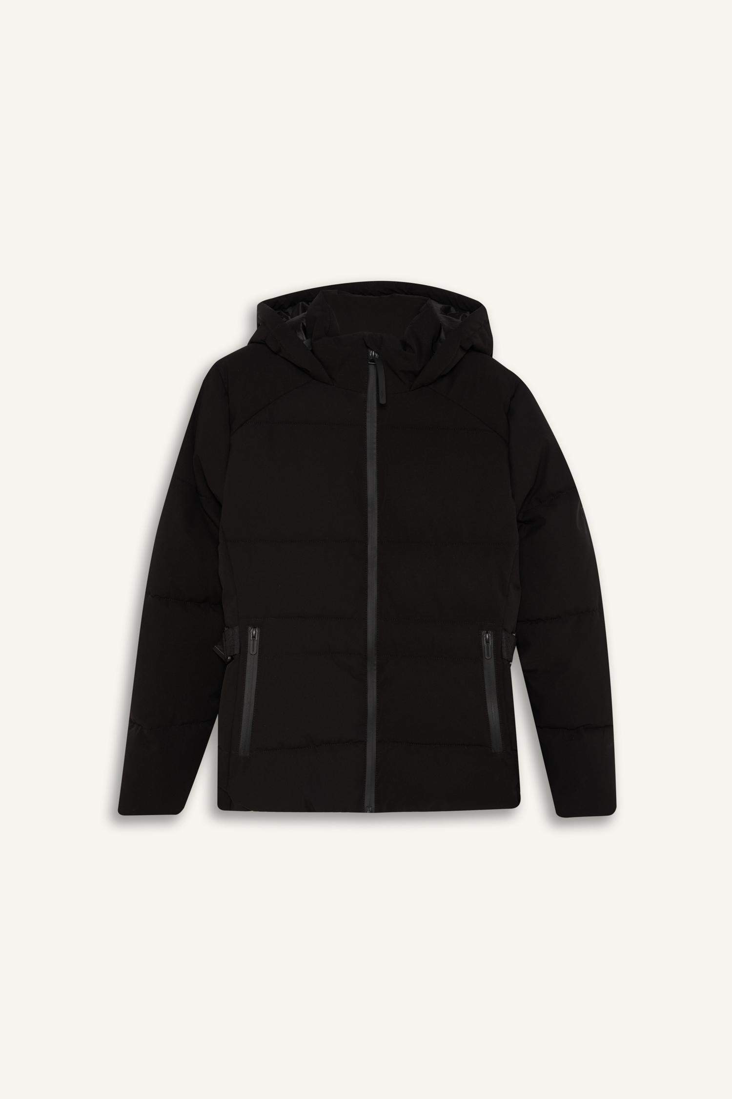 бас киімді Пальто