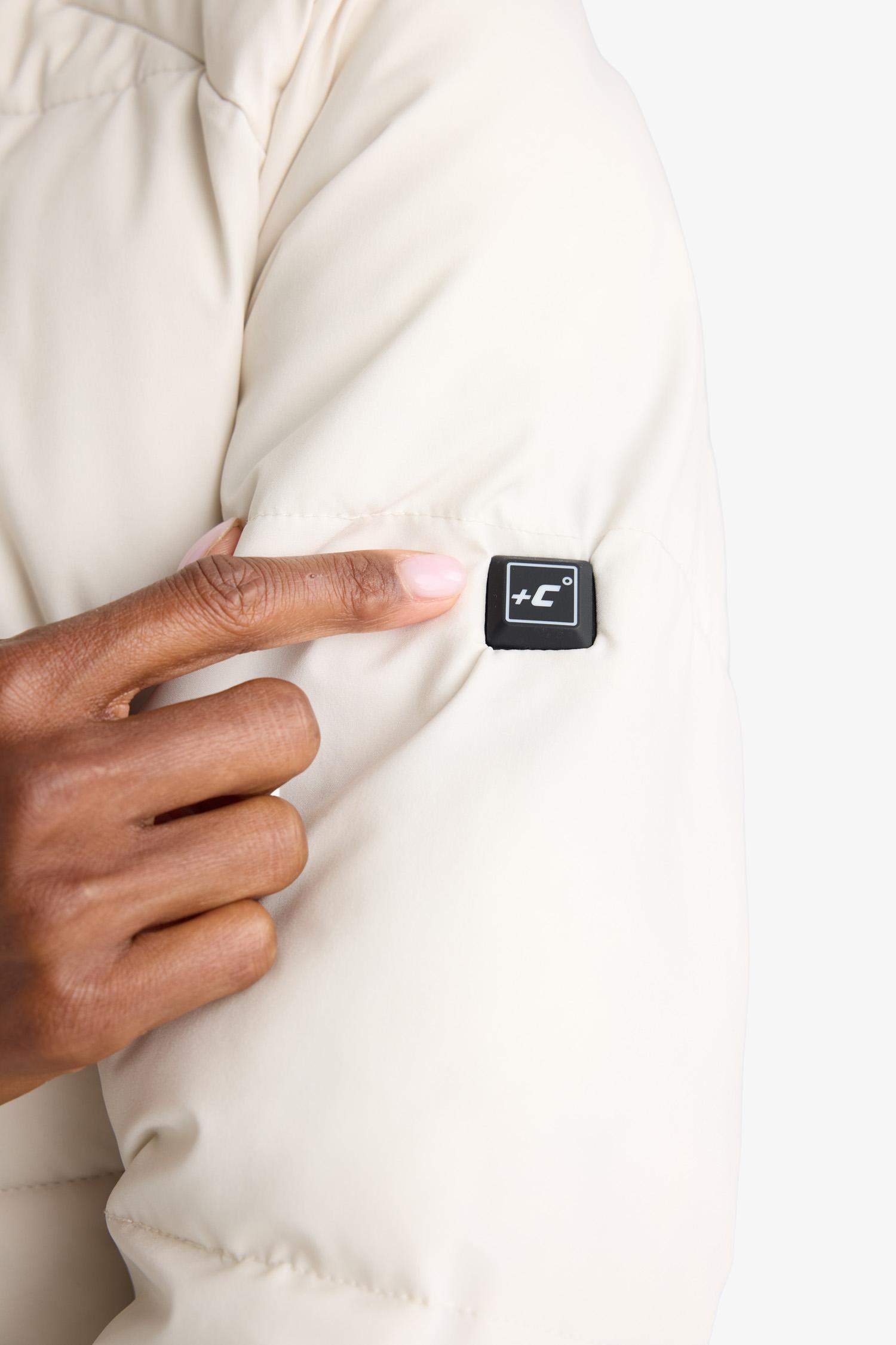 Su İtici Regular Fit USB Isıtıcılı Kapüşonlu Fermuarlı Mont