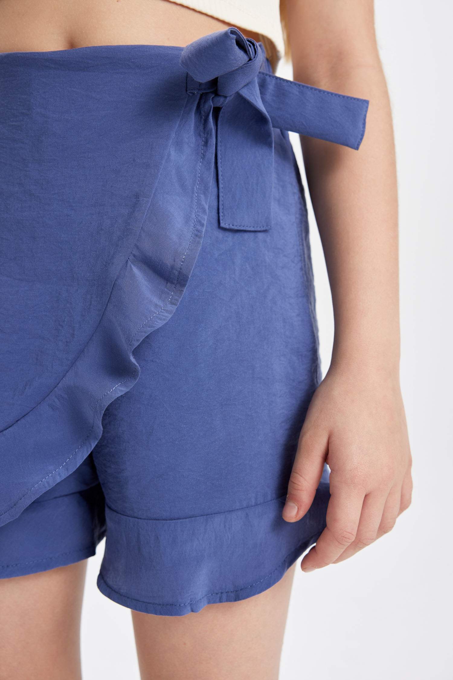 تنورة بناتي