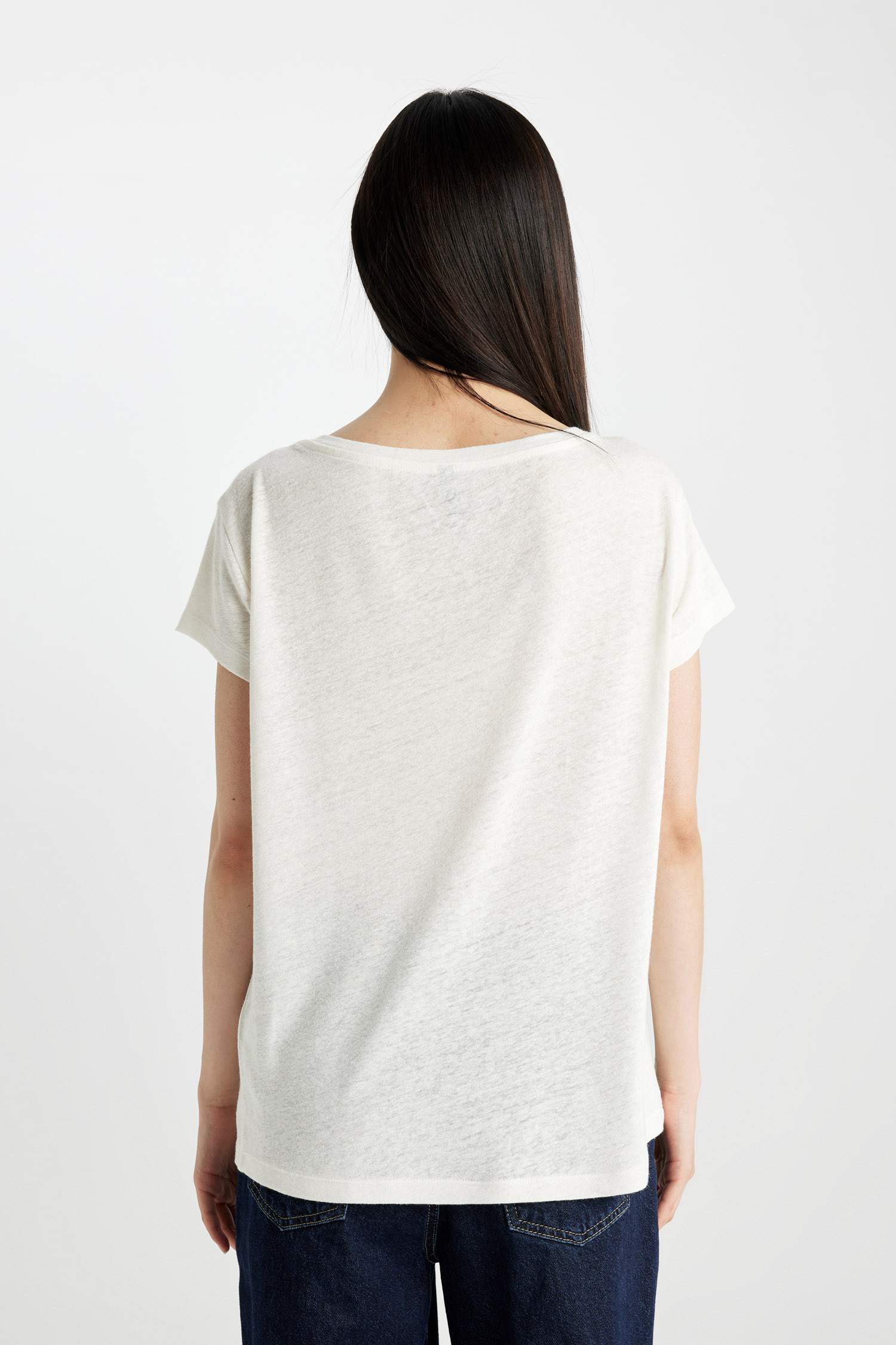 تيشيرت نص كم قصة عادية ممزوج بالكتان