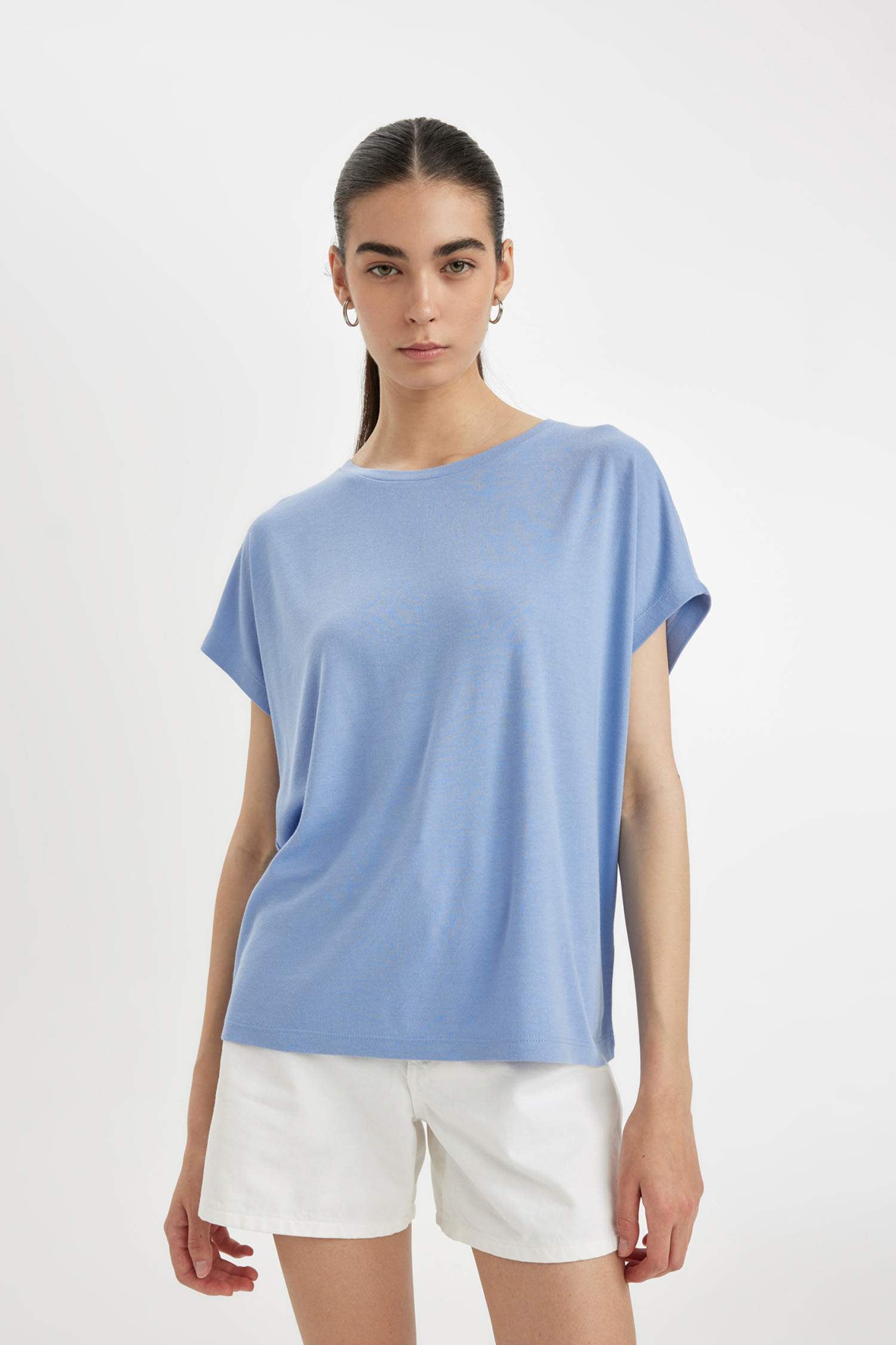 تيشيرت نص ردن منسوج بياخة مستديرة