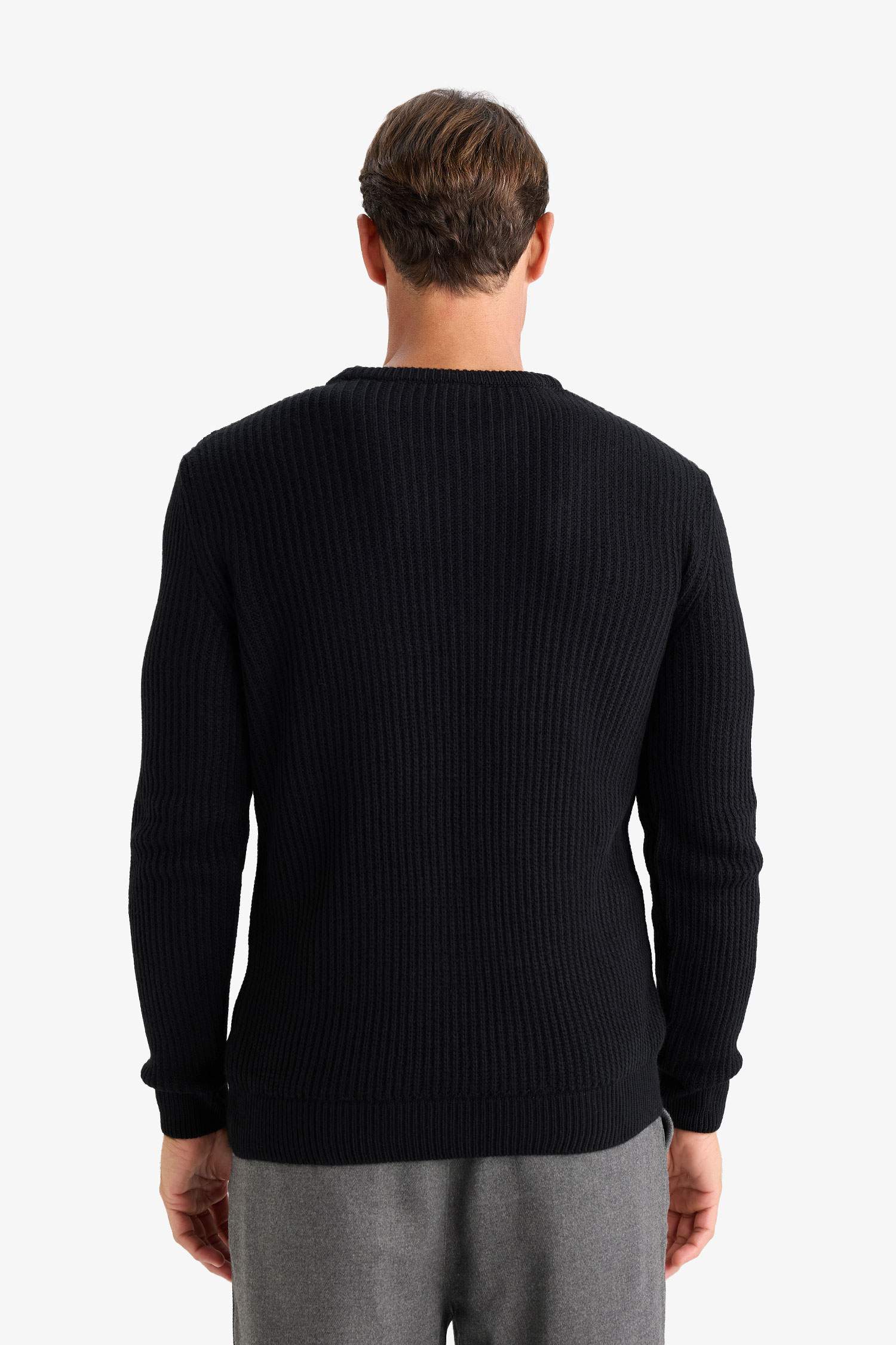 Standard Fit Crew Neck Knitwear Pullover