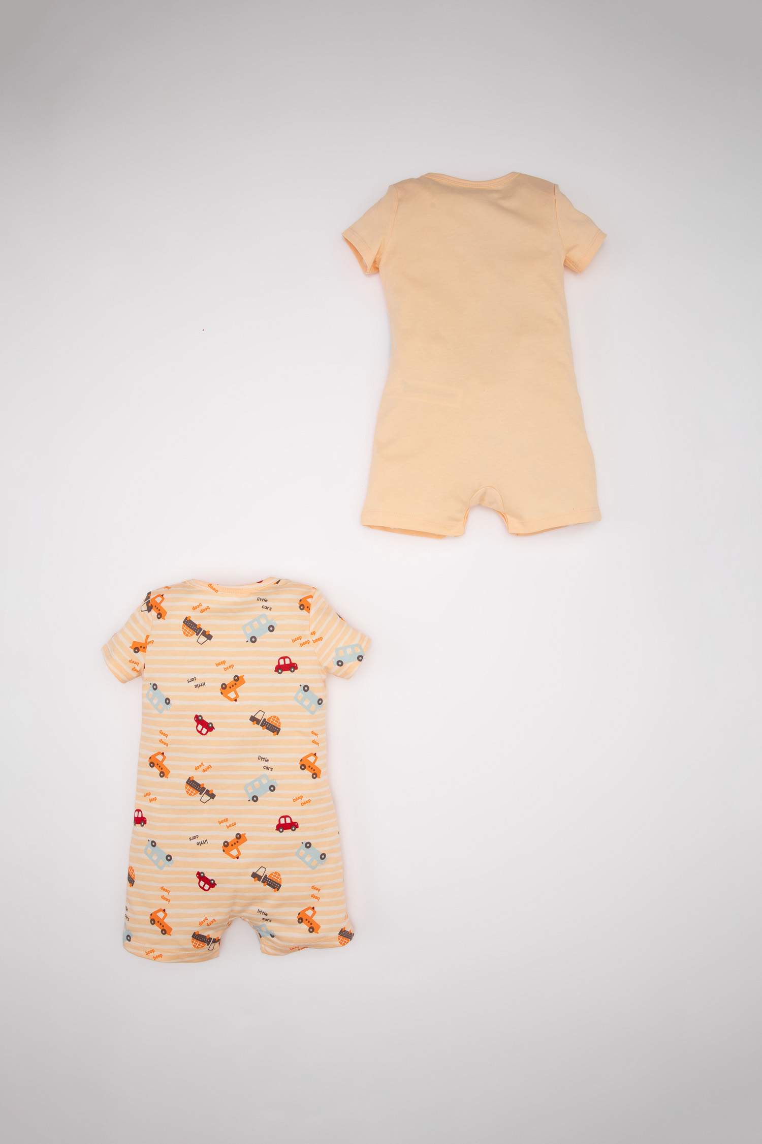 جمبسوت ولادي حديثي الولادة بطبعة سيارة - قطعتين