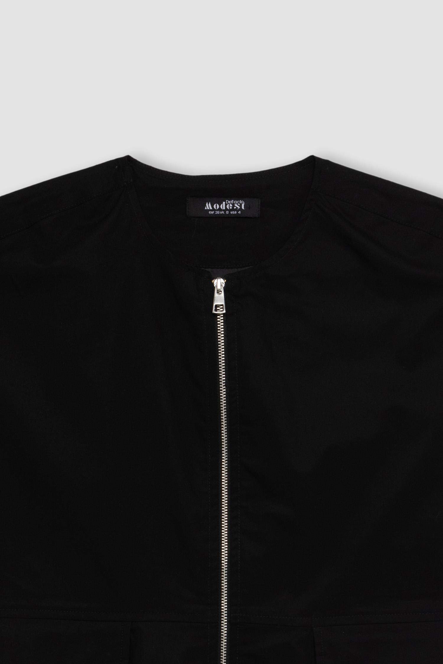 Oversize Geniş Kalıp Mevsimlik Hafif Poplin Yelek Bisiklet Yaka Fermuarlı Cepli 