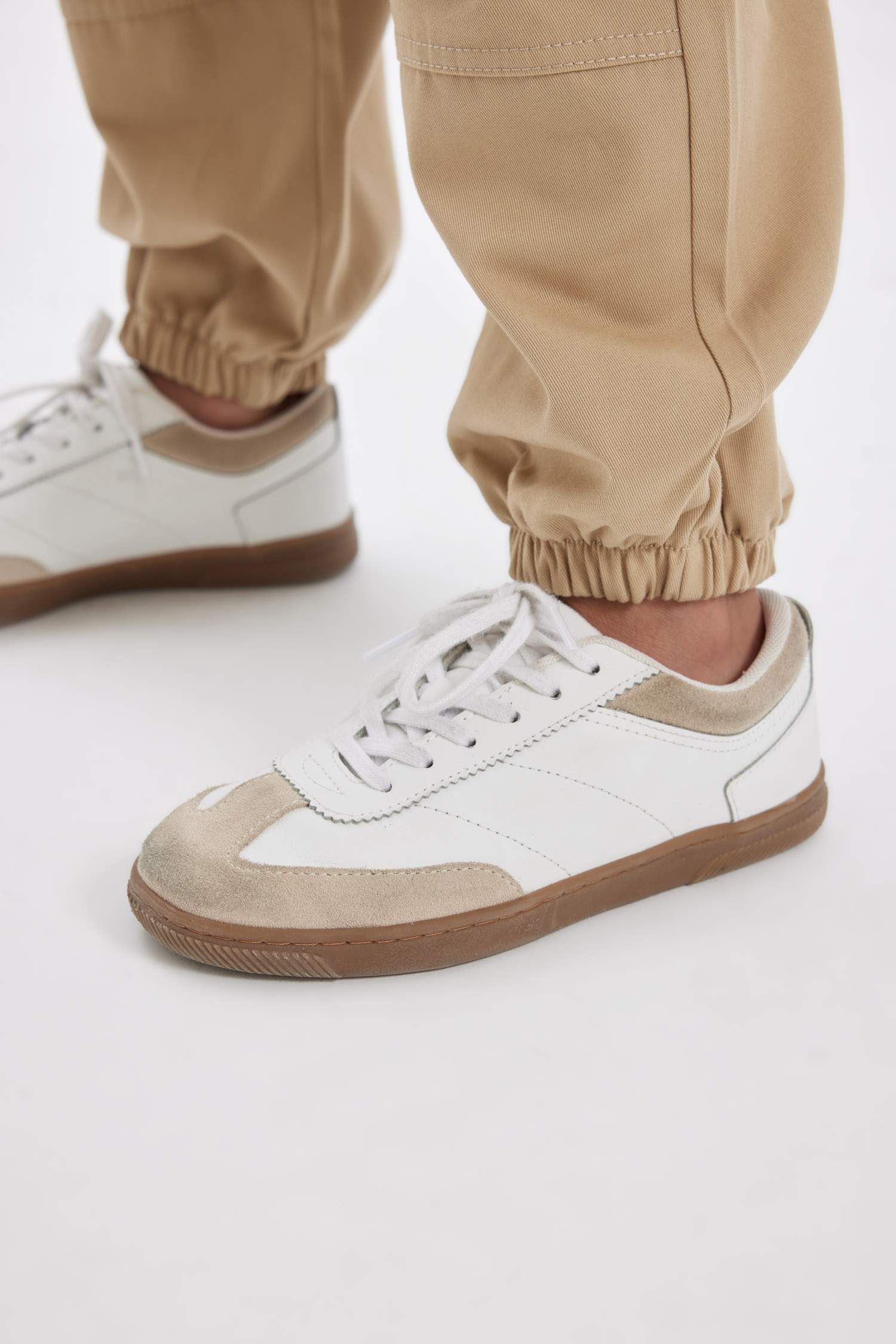 Kız Çocuk Kargo Cepli Beli ve Paçası Lastikli Pamuklu Paraşüt Pantolon