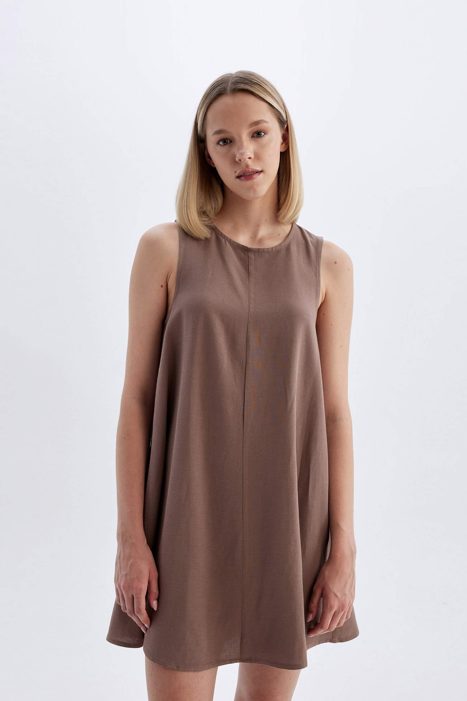 a сызығы с мойын жеңсіз Қысқа жеңді тоқылған көйлек