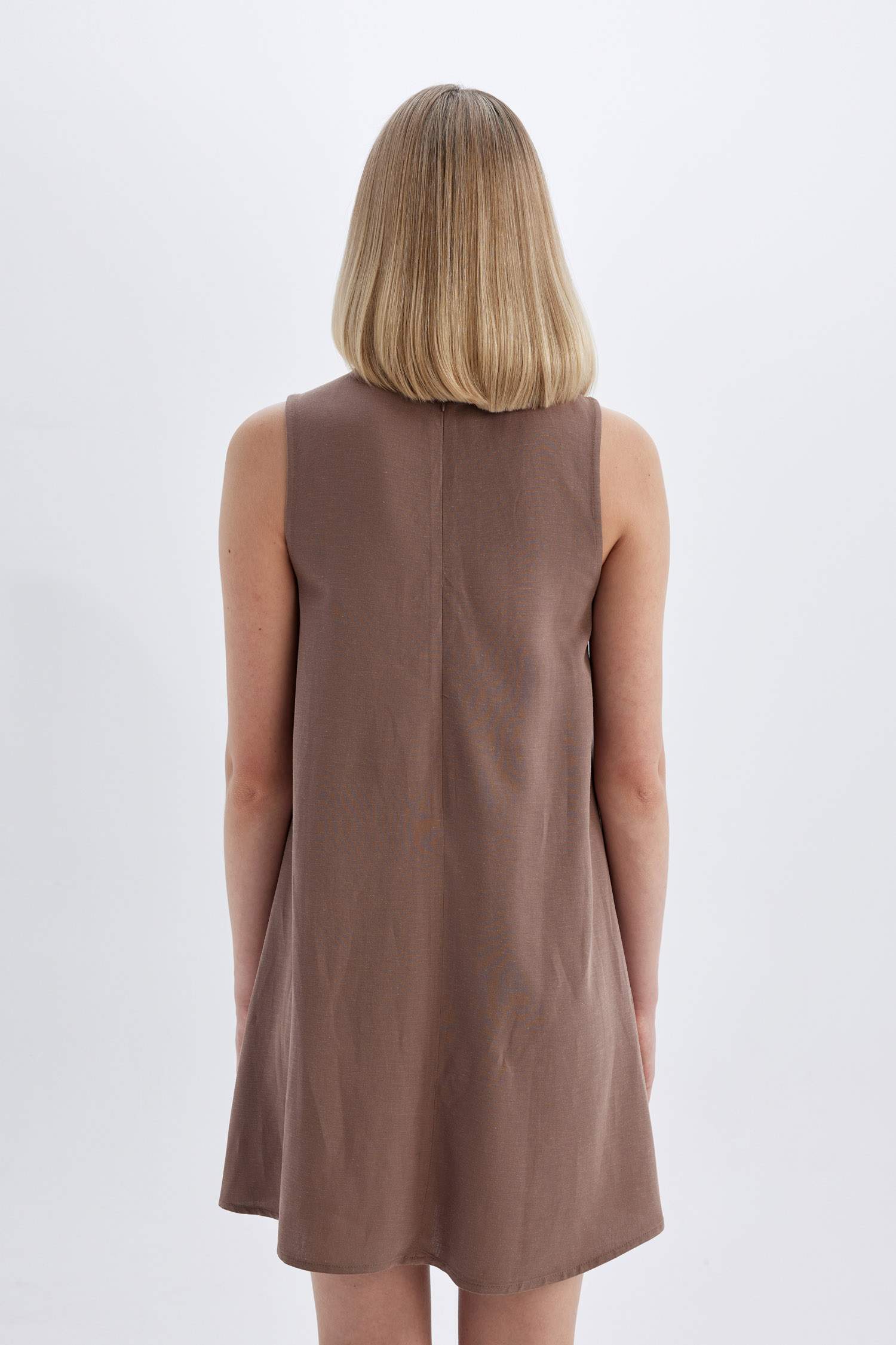 a сызығы с мойын жеңсіз Қысқа жеңді тоқылған көйлек