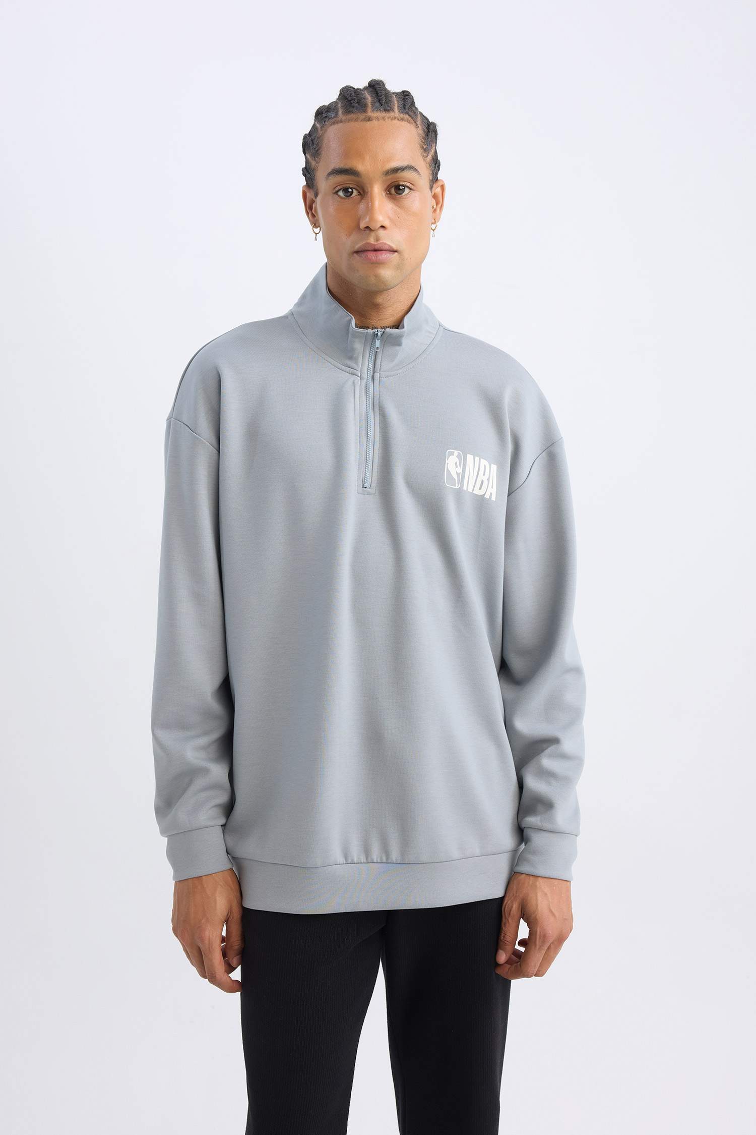 NBA Wordmark Oversize Geniş Kalıp Fermuarlı Dik Yaka Sırt Baskılı Skuba Dalgıç Kumaş Sweatshirt