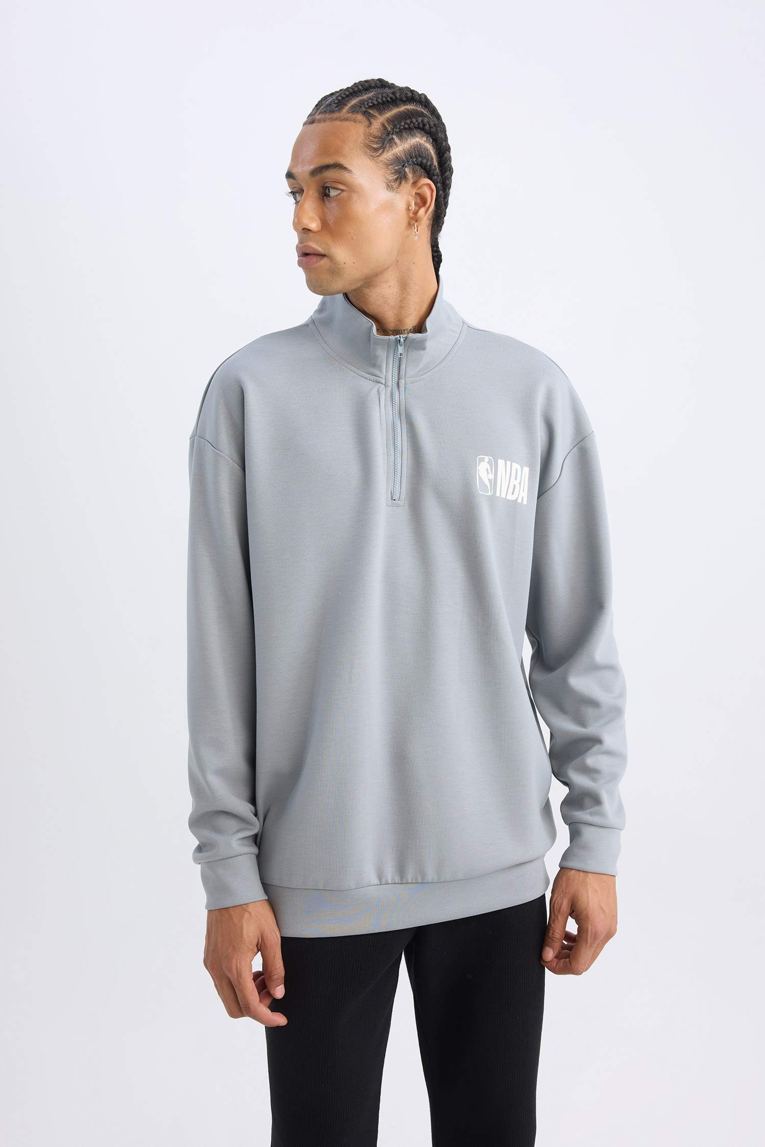 NBA Wordmark Oversize Geniş Kalıp Fermuarlı Dik Yaka Sırt Baskılı Skuba Dalgıç Kumaş Sweatshirt