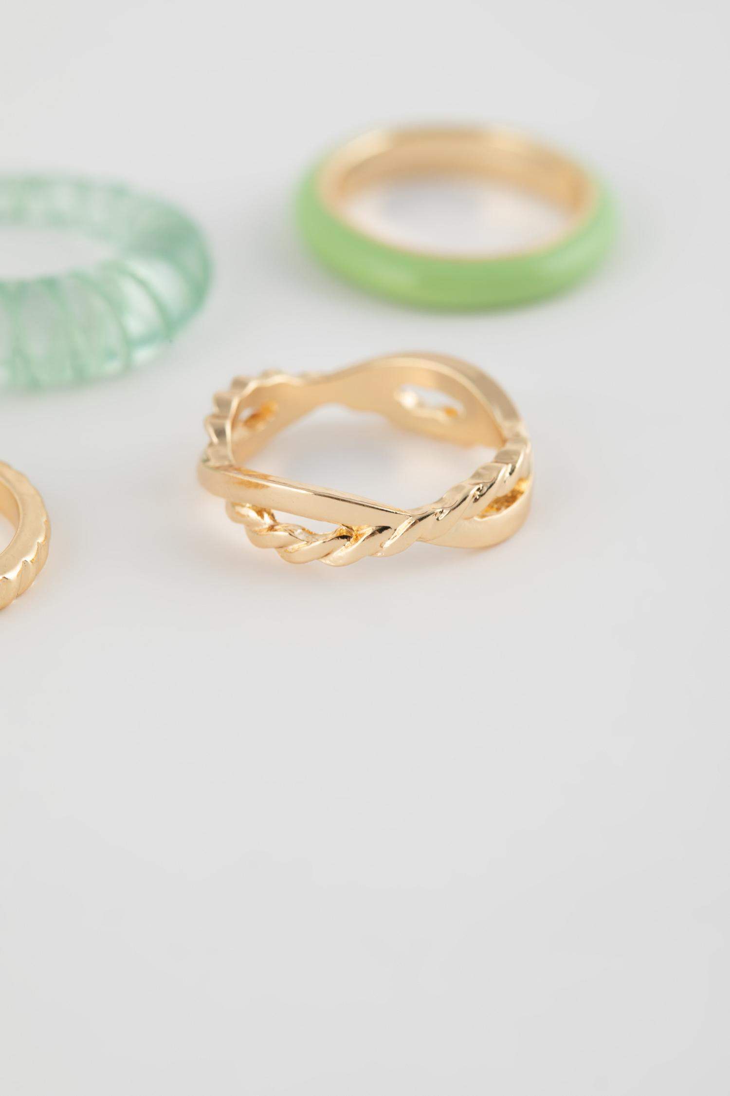 Әйелдерге 5 сақина