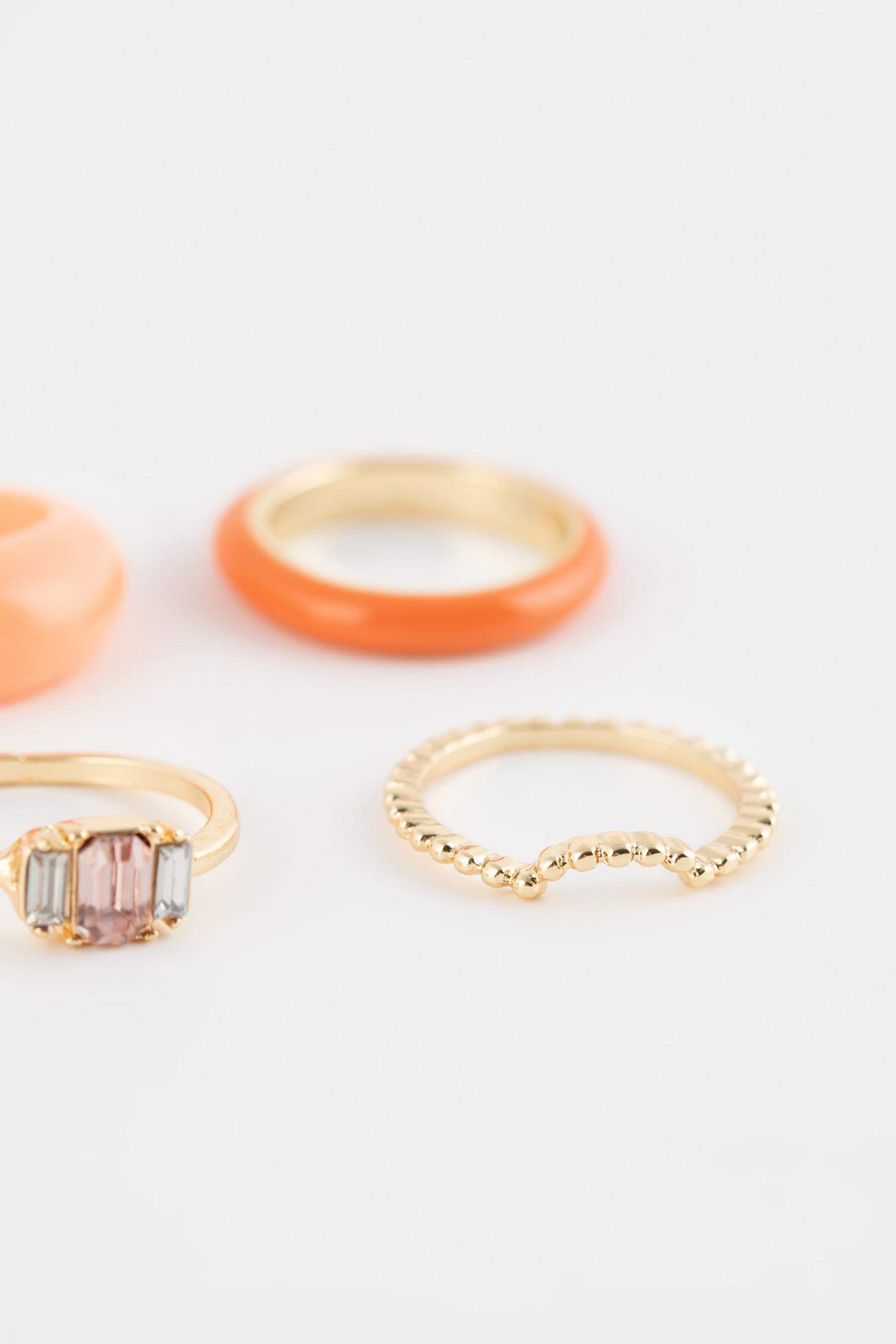 Kadın 8'li Renkli Yüzük