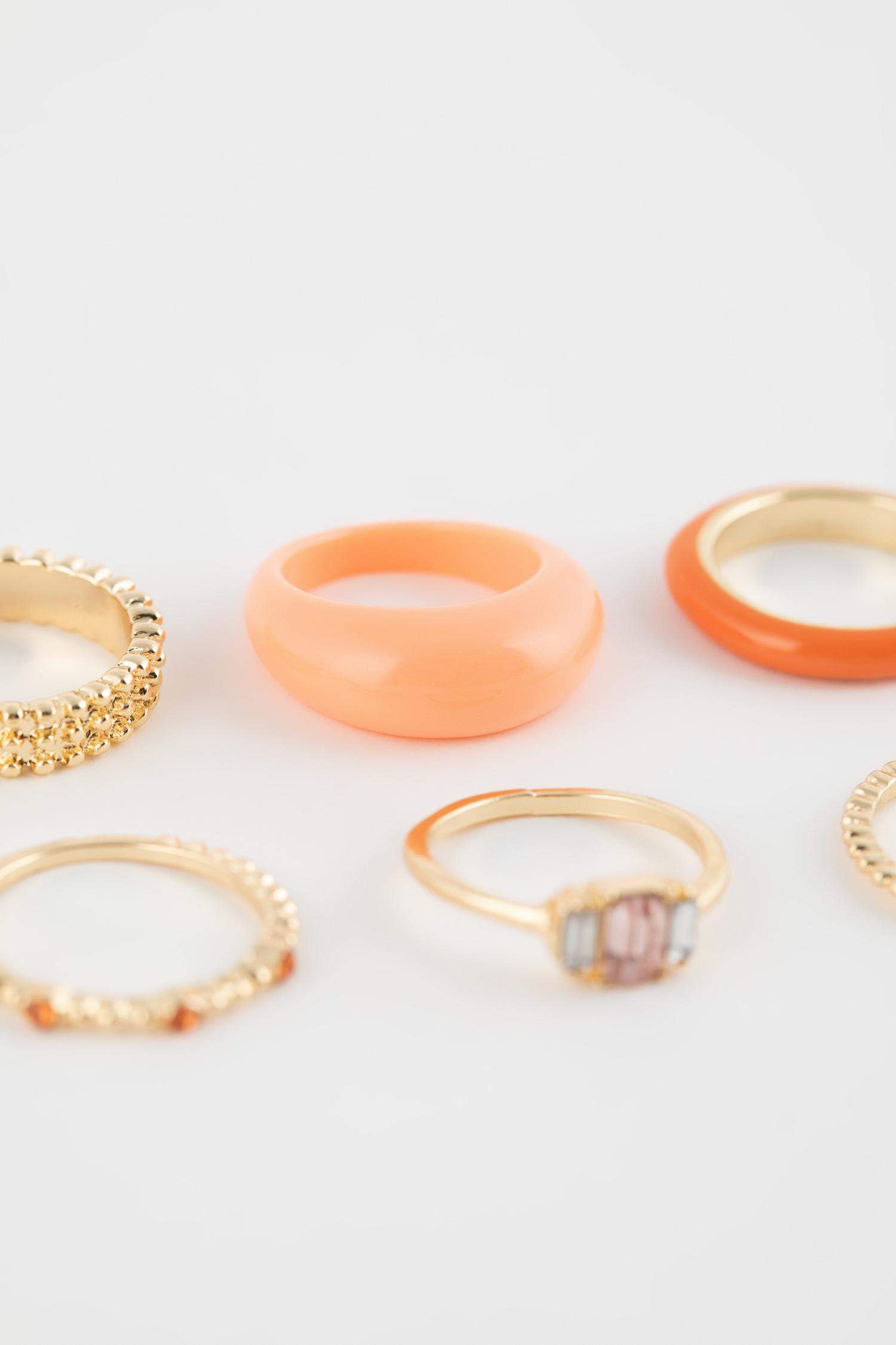 Kadın 8'li Renkli Yüzük