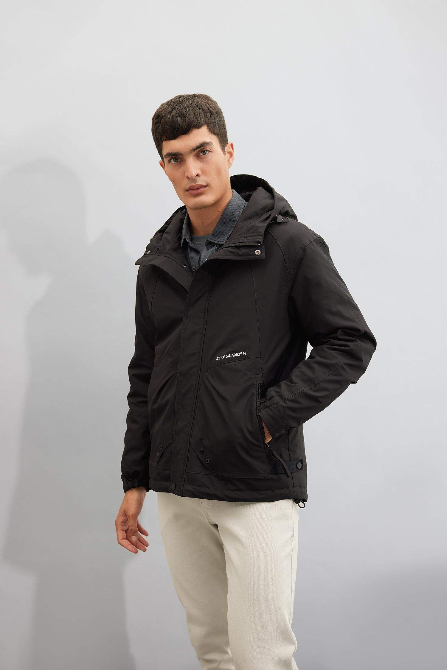 Hooded Zippered Pocketed Waterproof Light Thin Raincoat