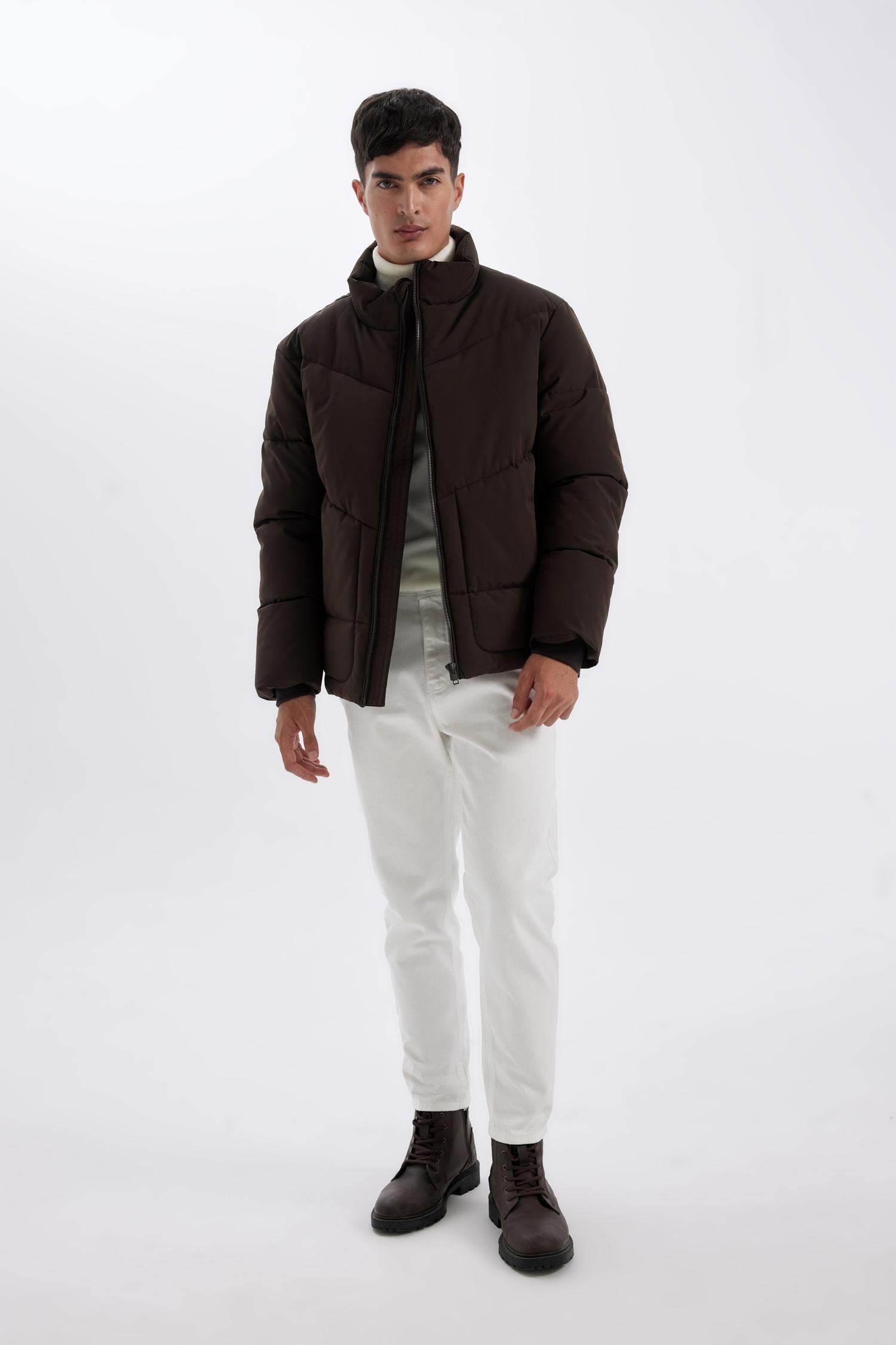 Slim Fit Dar Kesim Dik Yaka Fermuarlı Cepli Şişme Mont