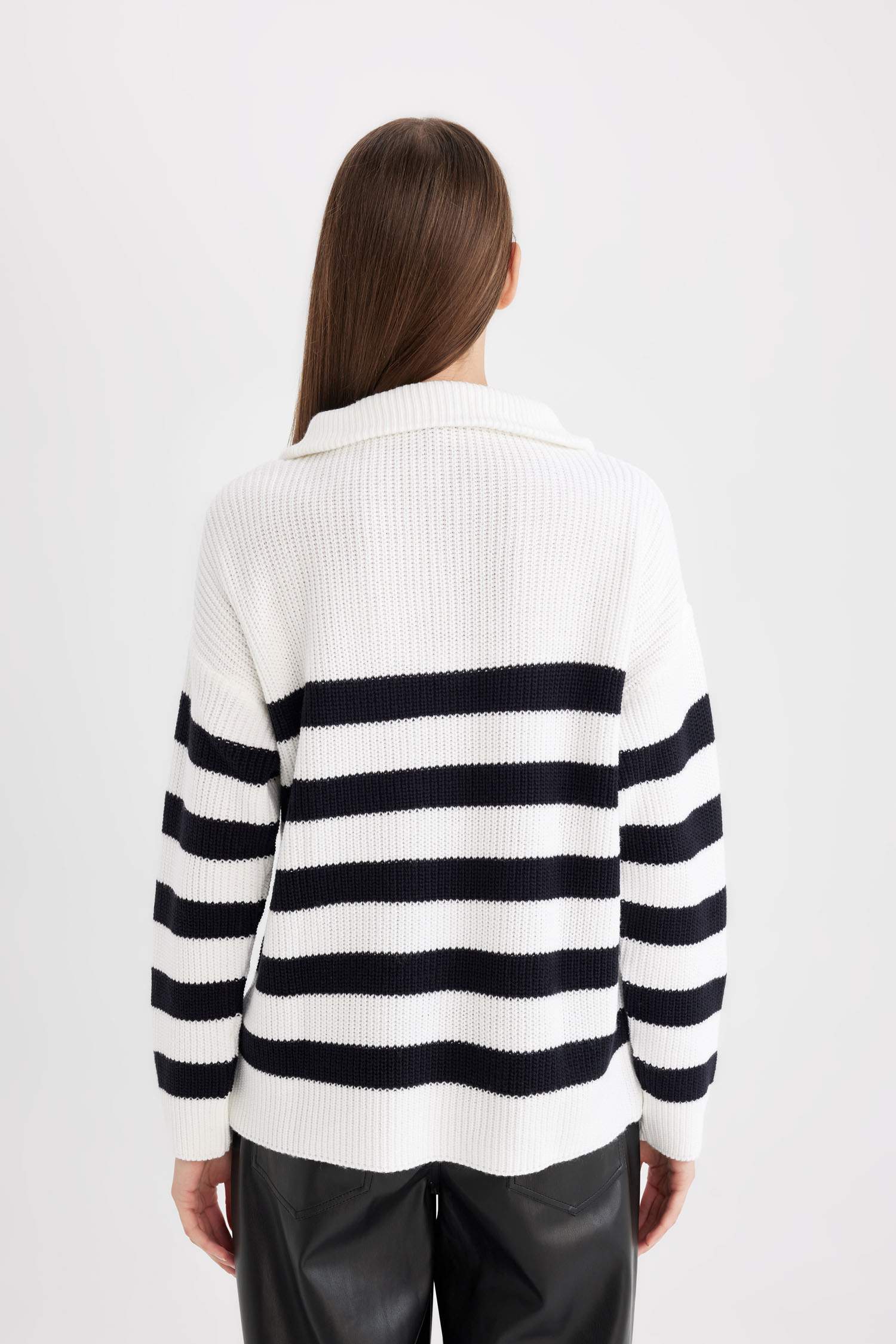 Relax Fit Çizgili Yarım Fermuarlı Selanik Kumaş Triko Kazak