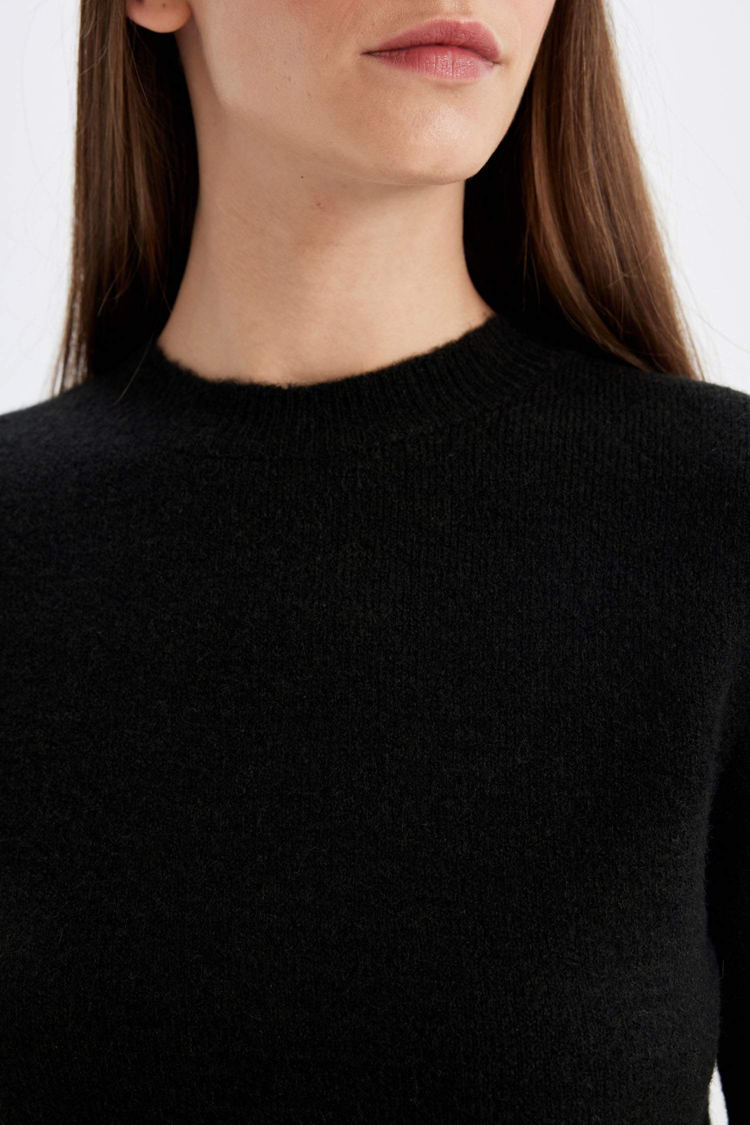 Regular Fit Bisiklet Yaka Premium Basic Düz Crop Triko Kazak